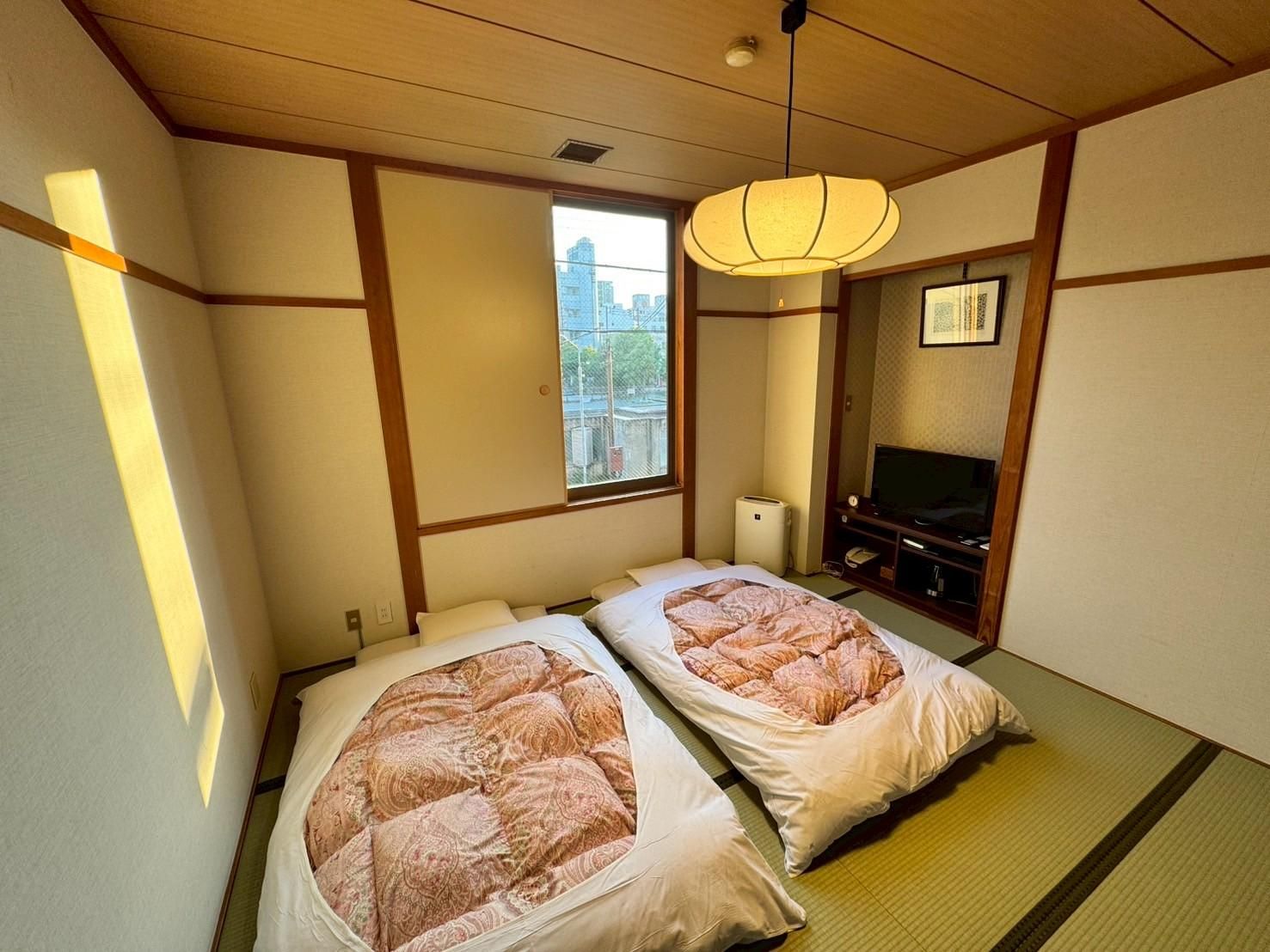 Japanese Style Room with 8 Tatami
