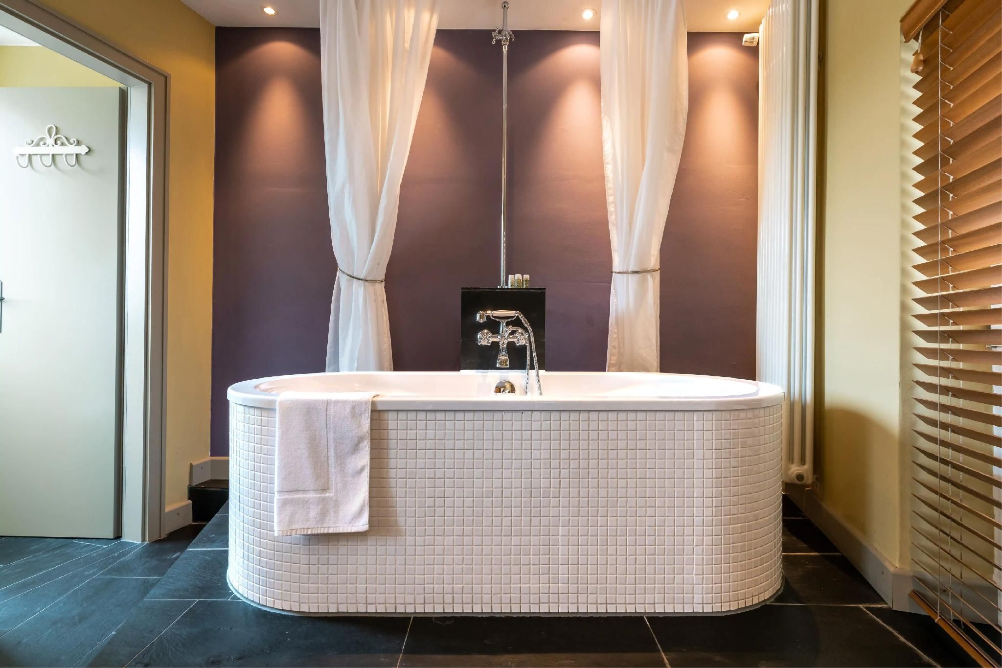 Doppelzimmer-Superior-Ensuite