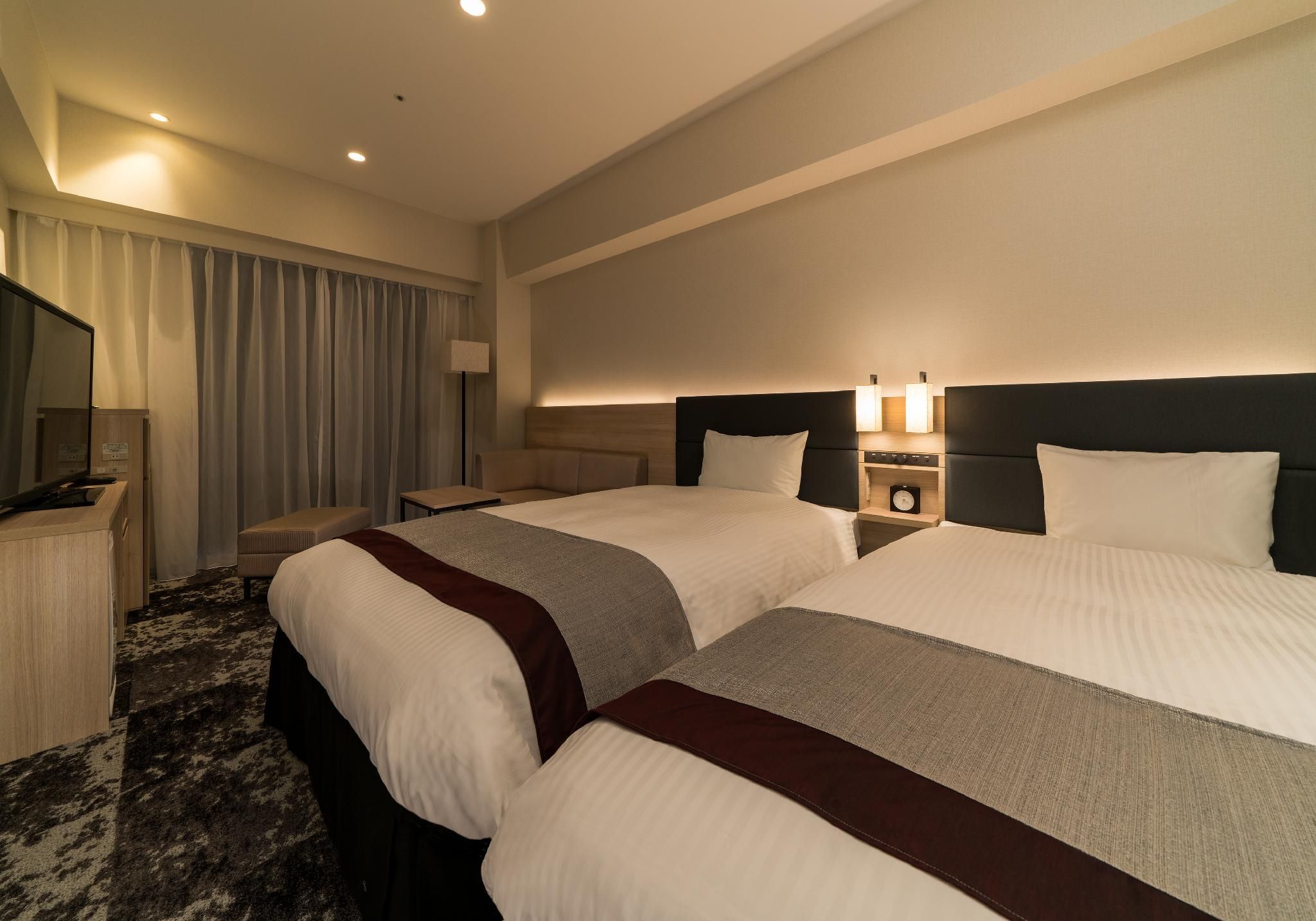 Deluxe Twin Room for 1 Person - Non-Smoking