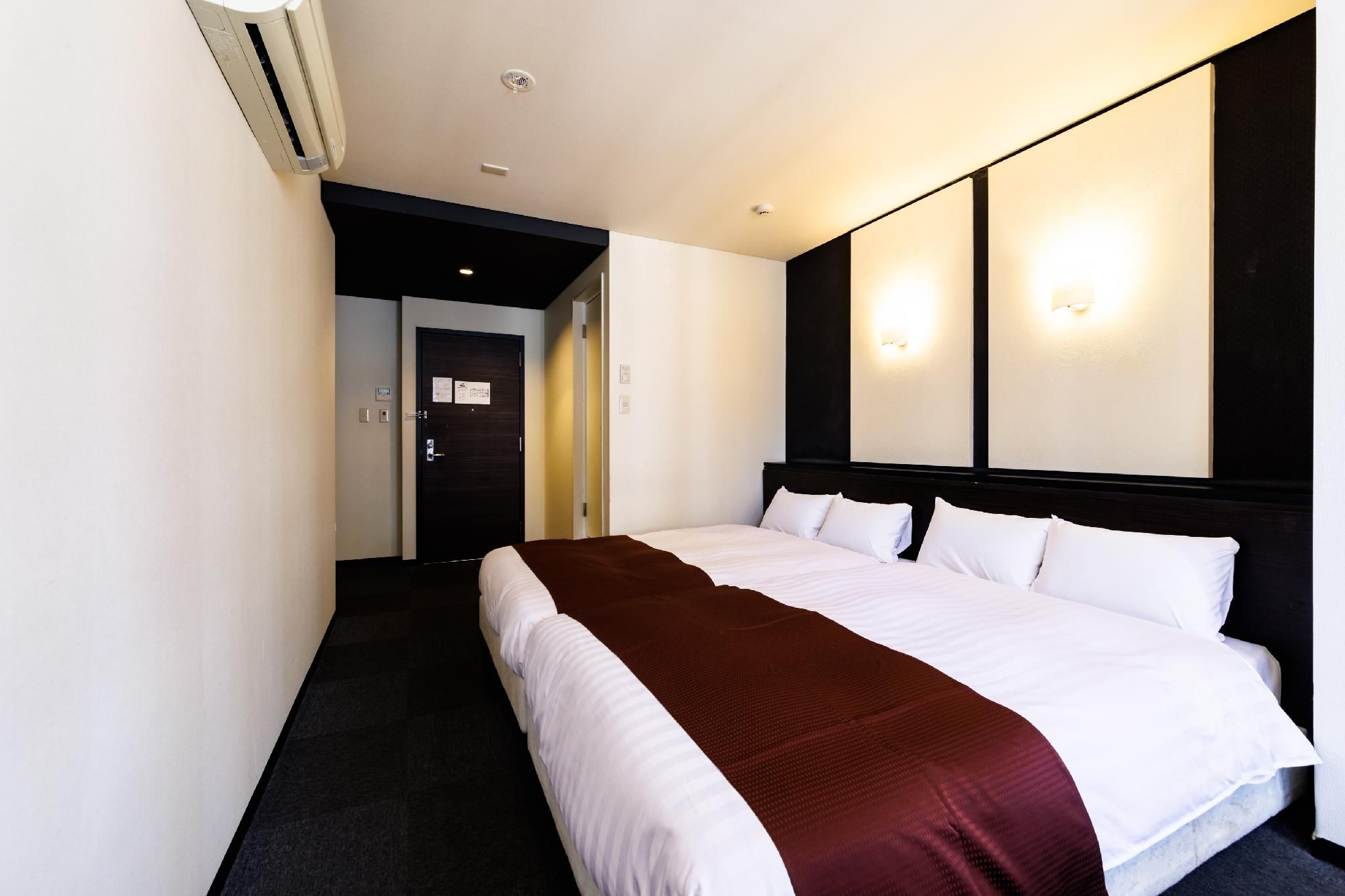Twin Room Smoking