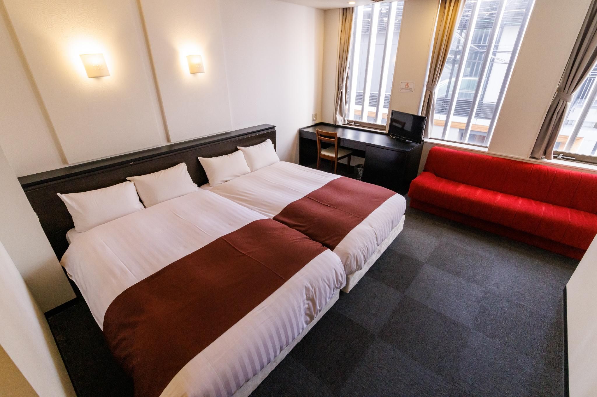 Twin Room - Non-Smoking