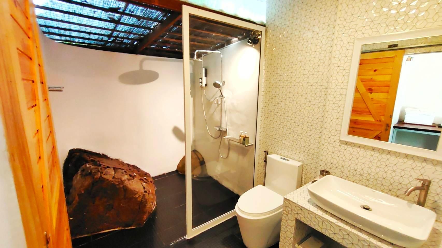 Rain Forest Resort Phitsanulok Double Deluxe Room 2