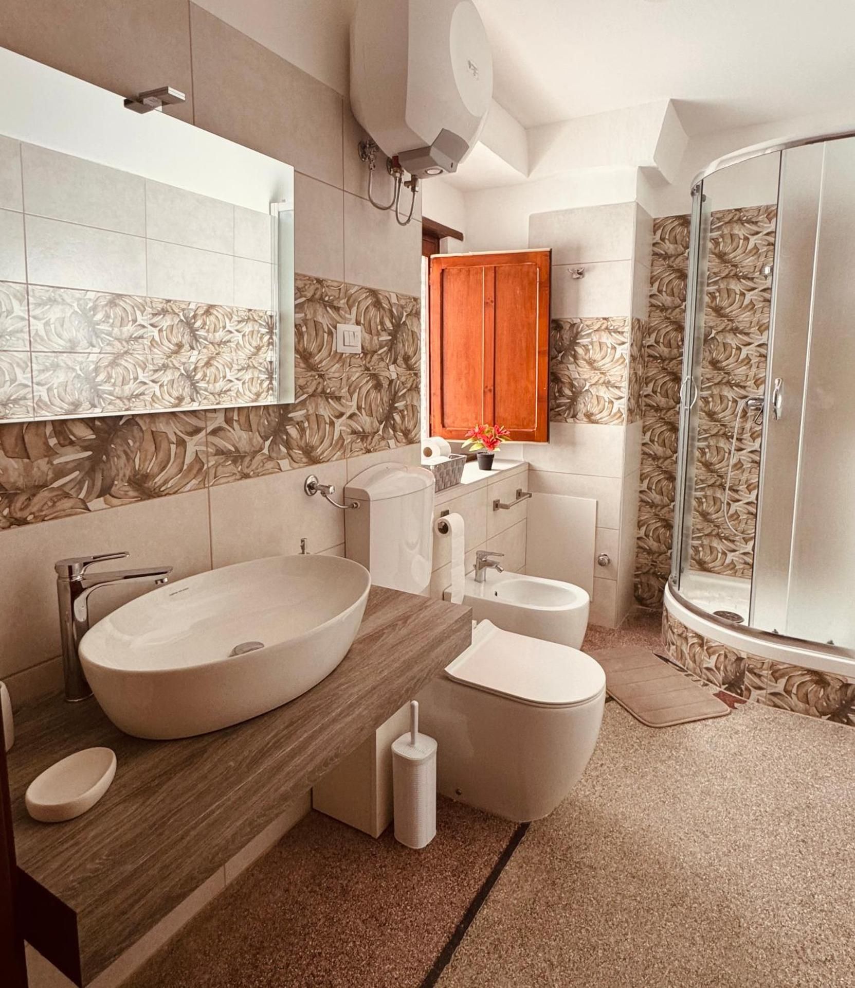 Double Room with Private Bathroom