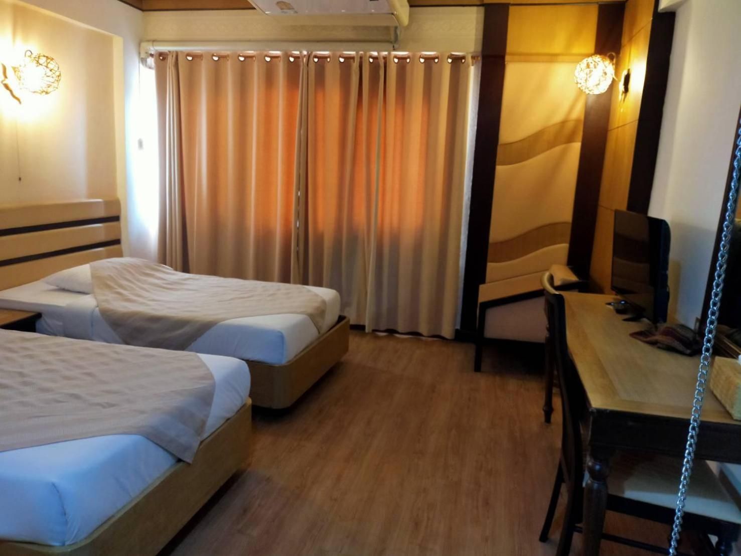 Nanchao Hotel Deluxe Room Twin