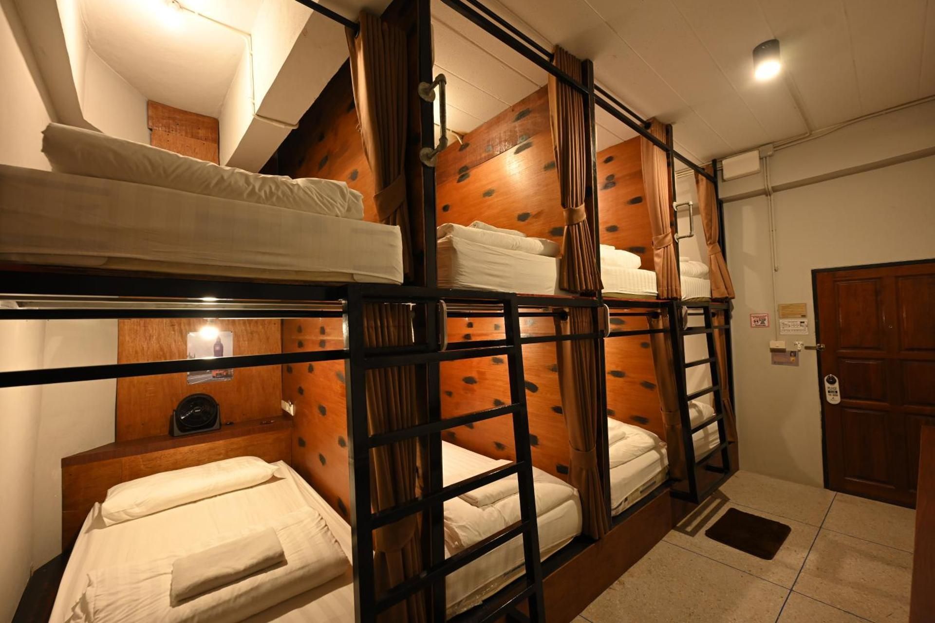 1 Person in 8-Bed Dormitory - Female Only