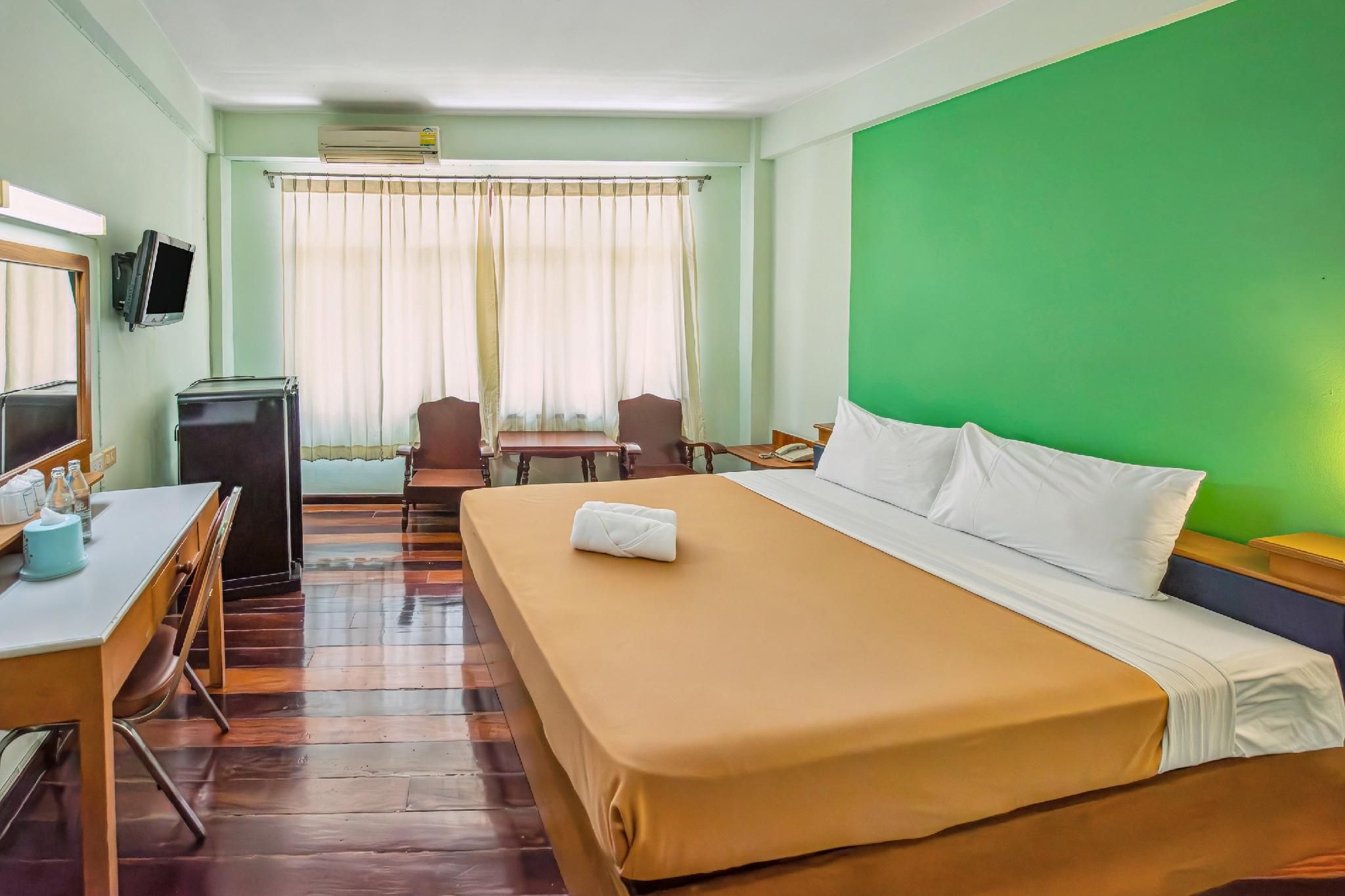 Standard King Room