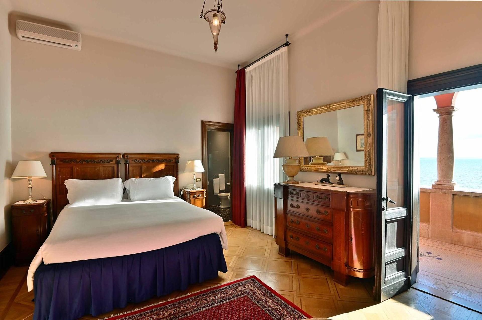 Hotel Villa Fiordaliso Classic Double Room