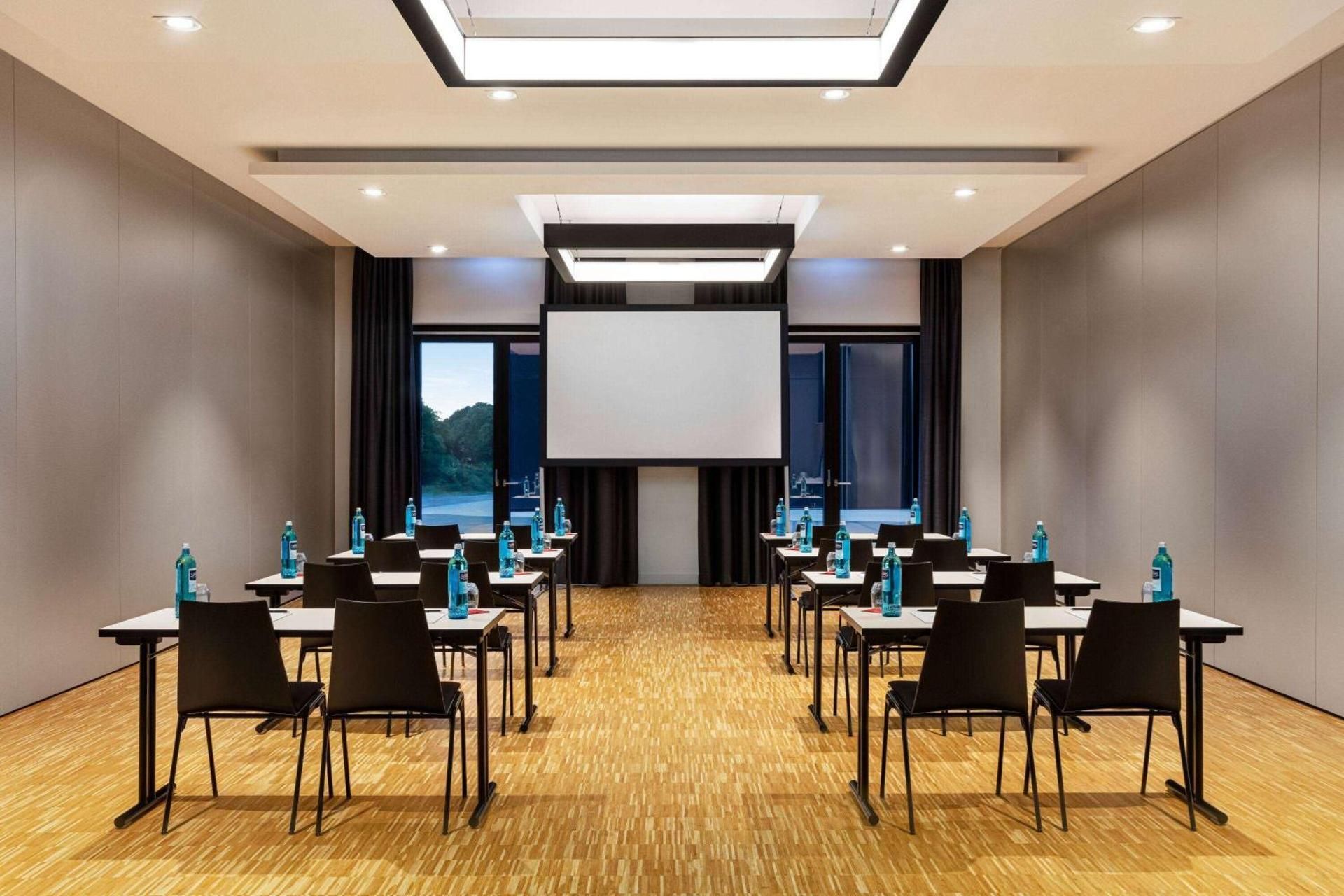 meeting room / ballrooms