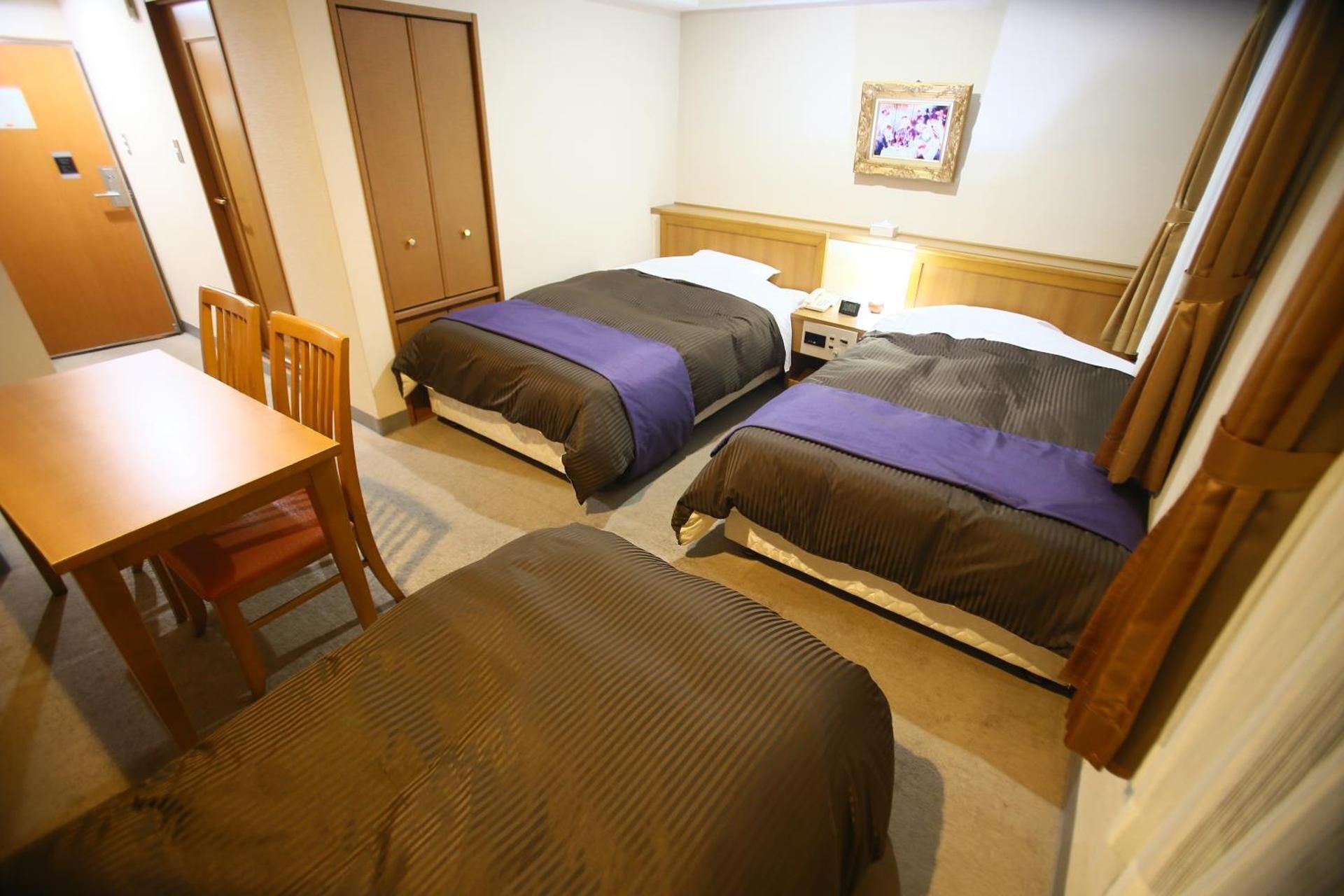 Triple Room - Non-Smoking