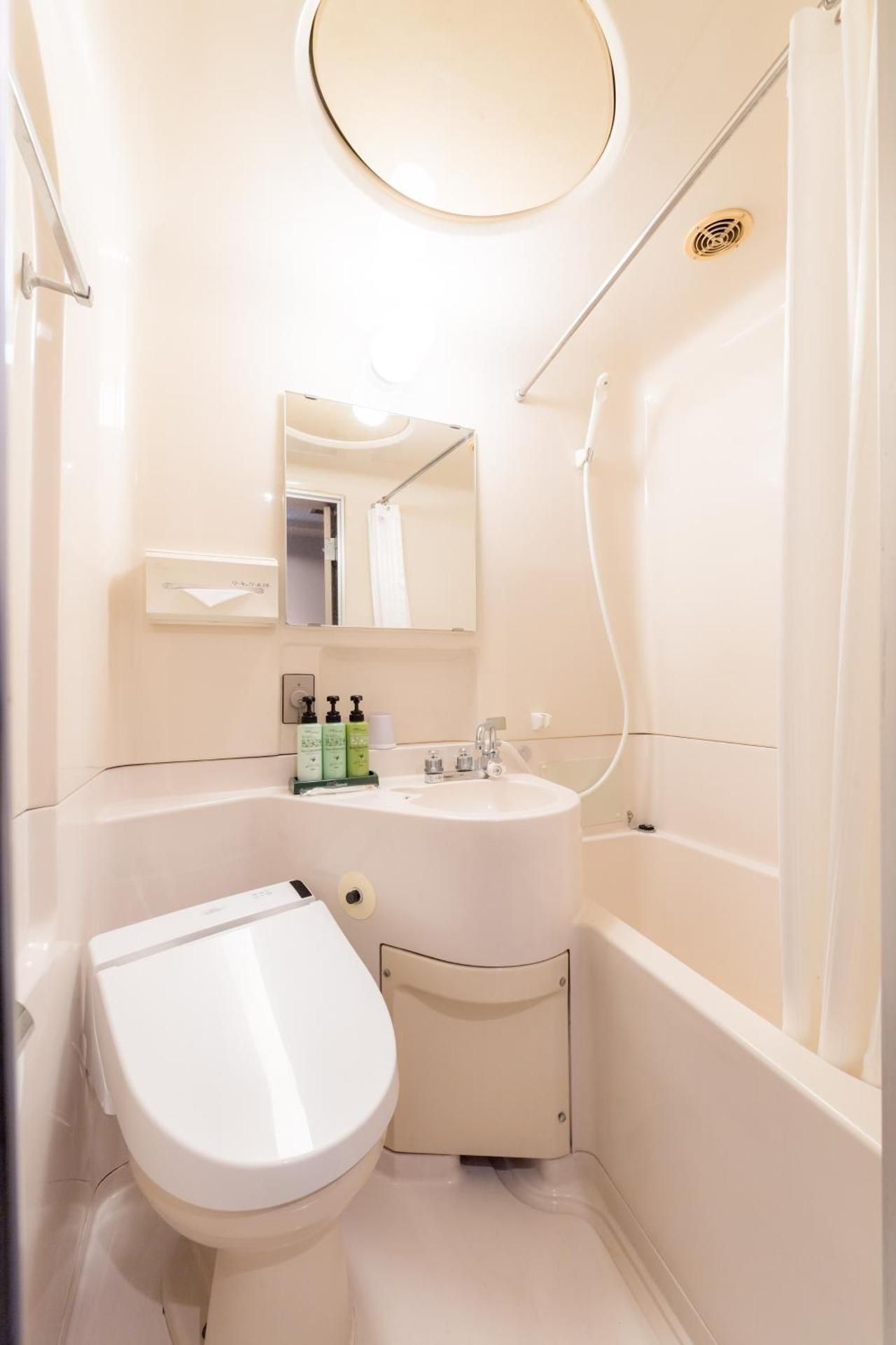 Deluxe Single Room with Sofa Bed - Non-Smoking