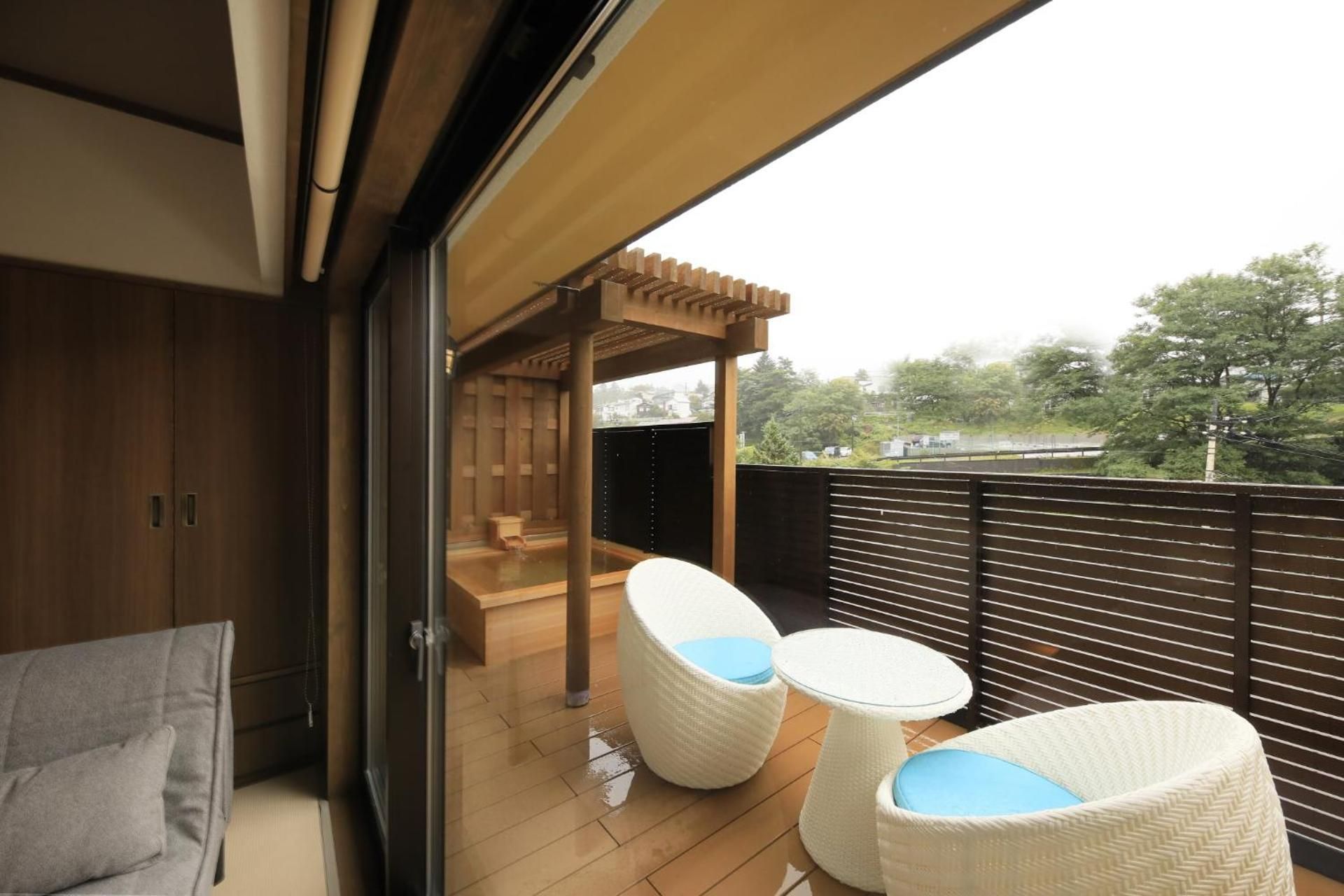 Superior Twin Room with Open-Air Bath