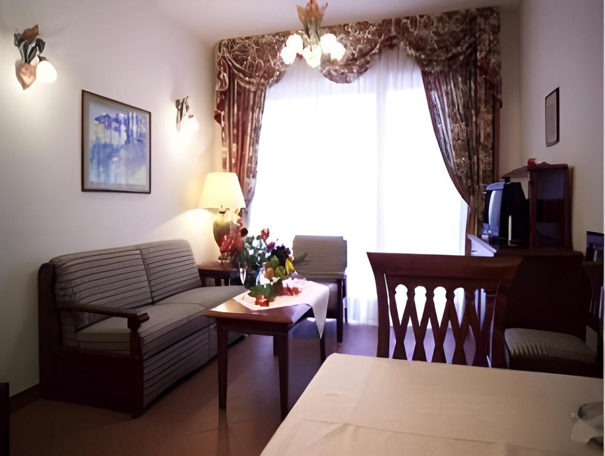 Studio Apartment