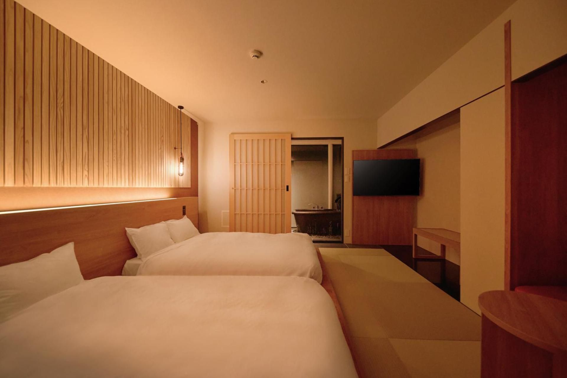 Twin Room with Private Bathroom