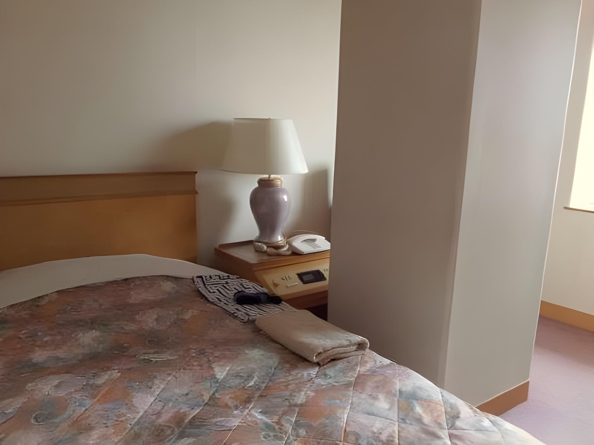 Double Room with Small Double Bed - Non-Smoking