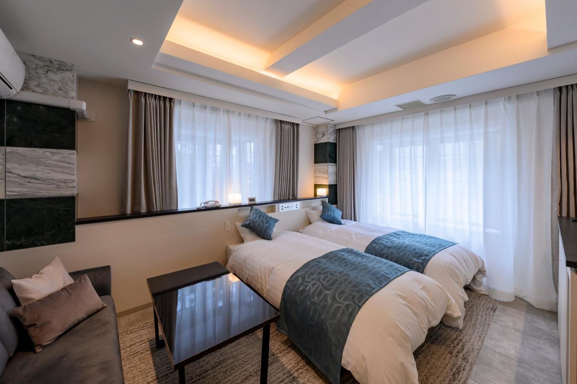 Standard Twin Room