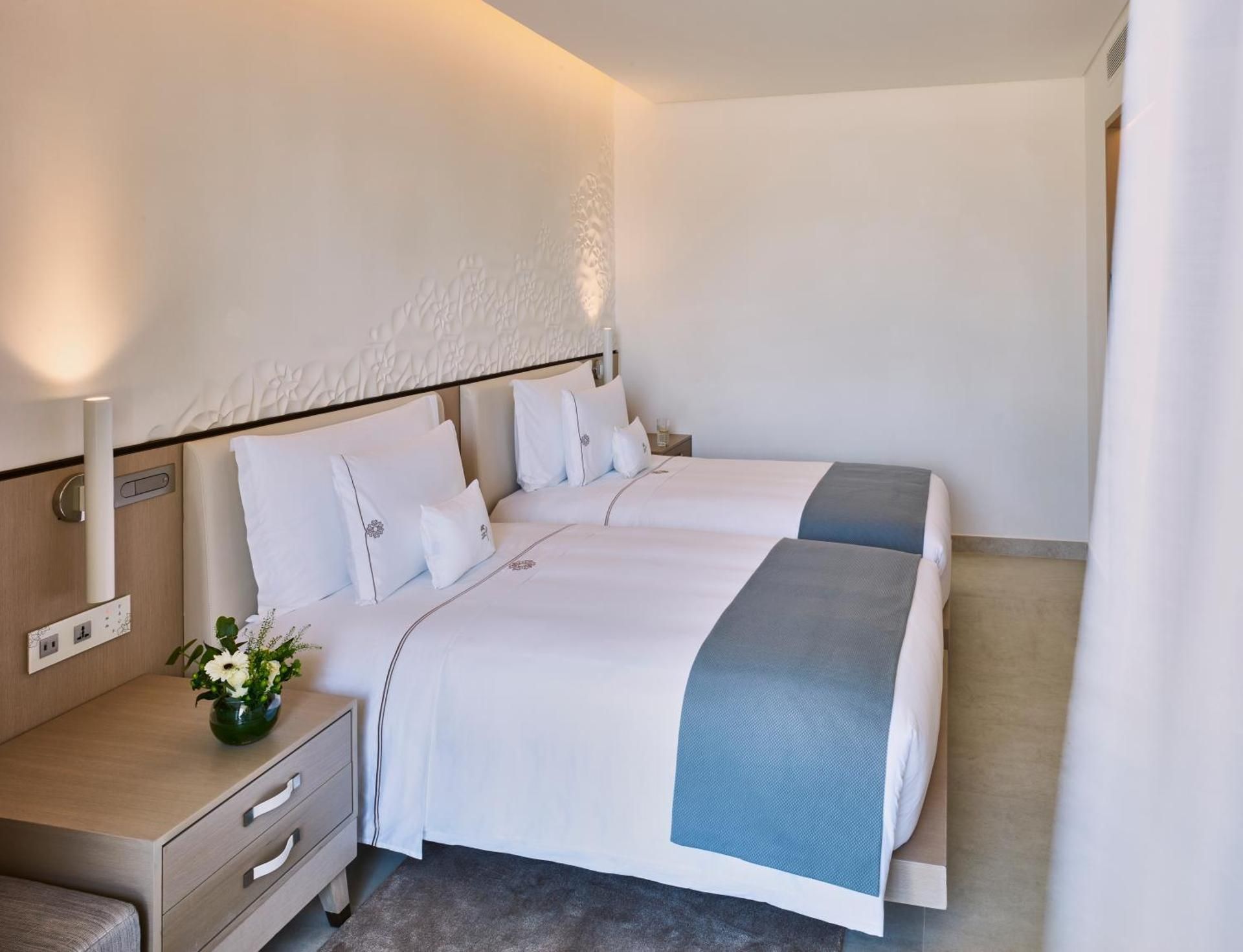 Deluxe Twin Room with Sea View