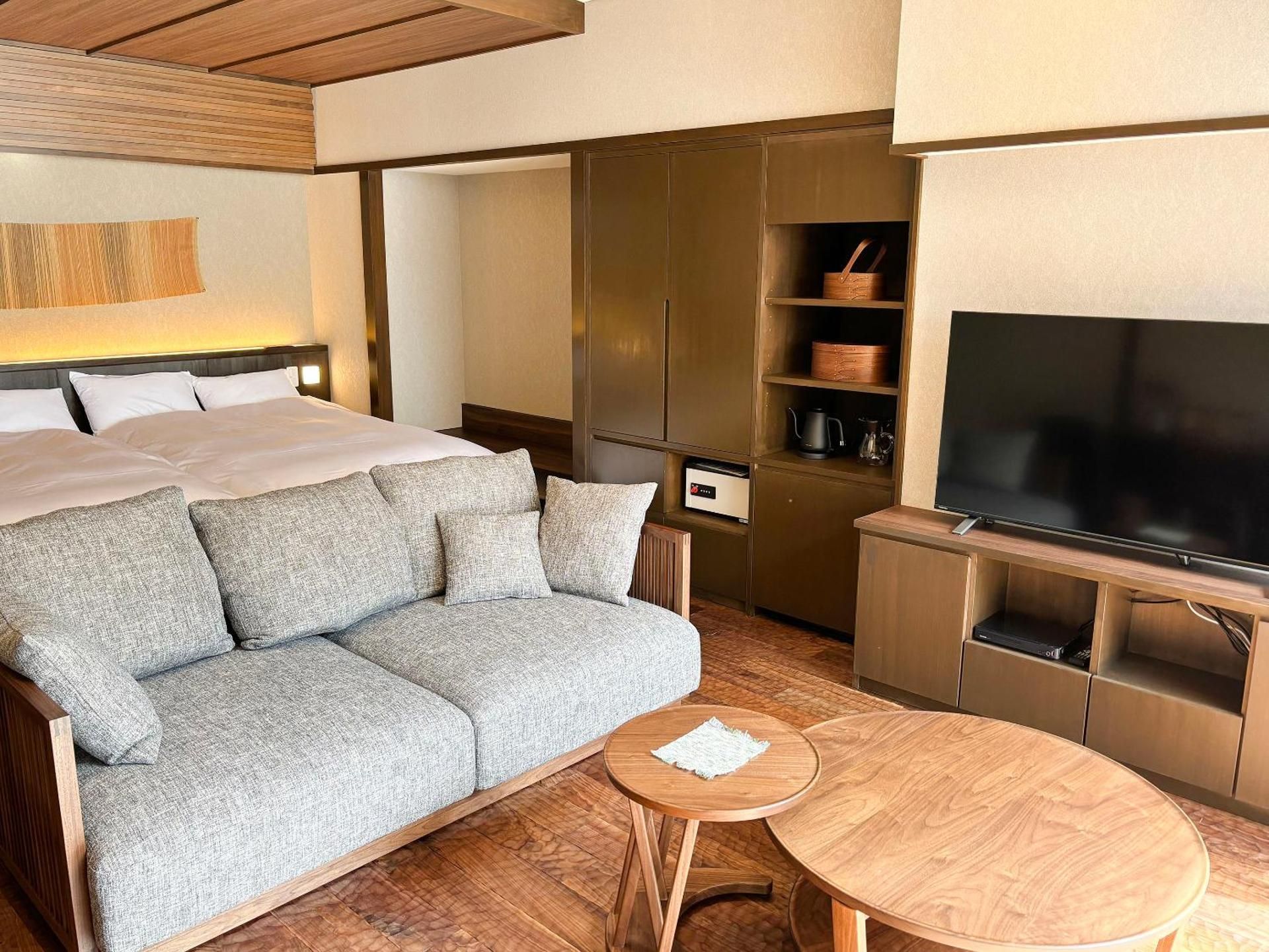 Suite with Garden View