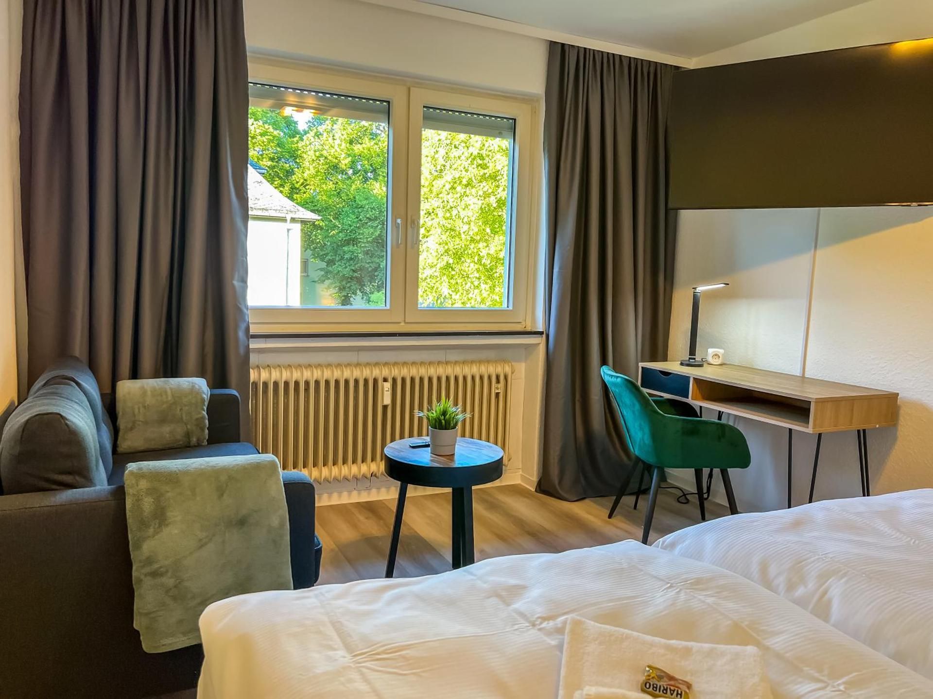 Studio Apartment with King Bed