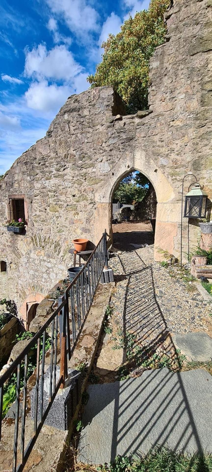 Burg Hermannstein - Queens Room