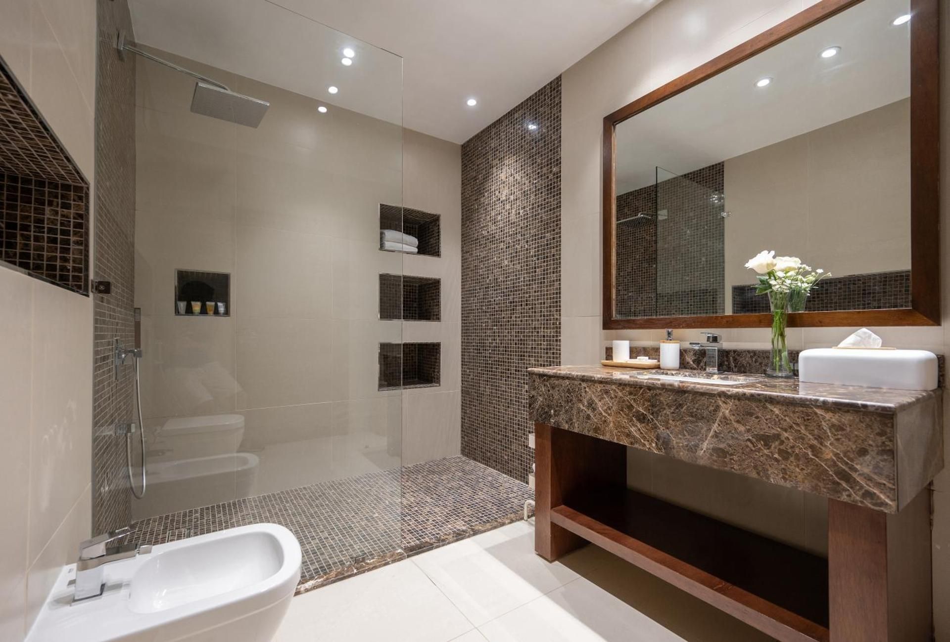 Patio Staycation with Doha Transfer