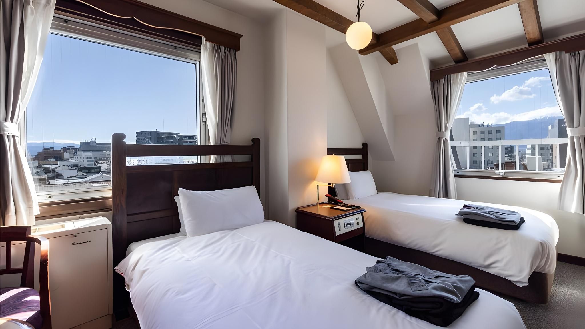 Old Wing Budget Twin Room - Non-Smoking