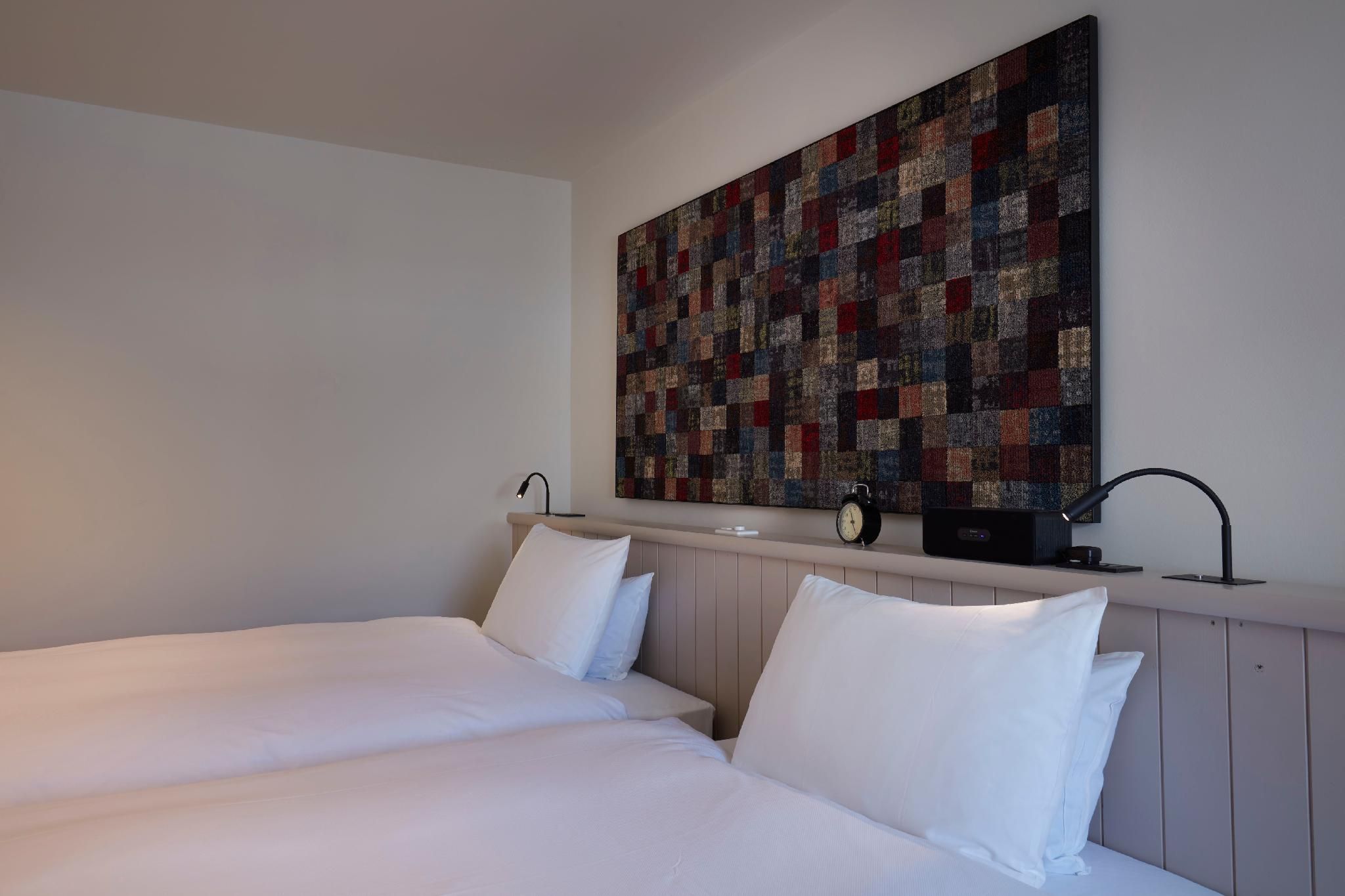 Deluxe Twin Room Non-Smoking