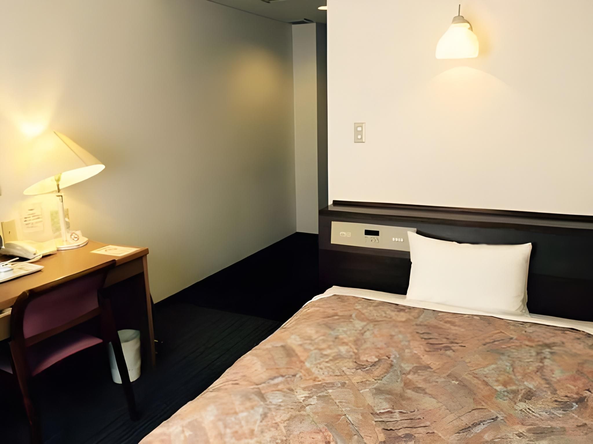 Single Room - Non-Smoking