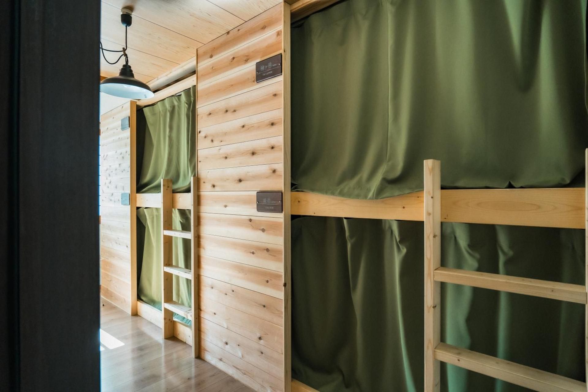 Bunk Bed in Mixed Dormitory Room
