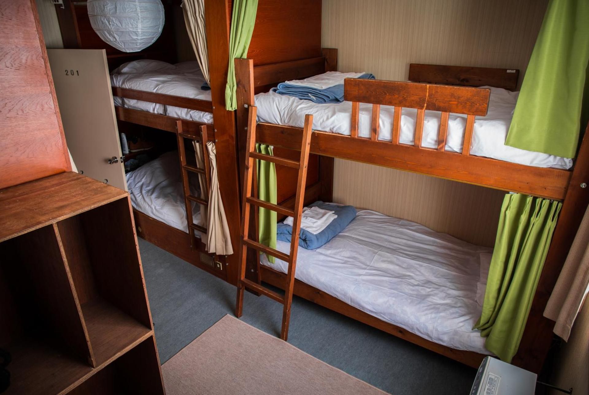 6-Bed Mixed Dormitory Room