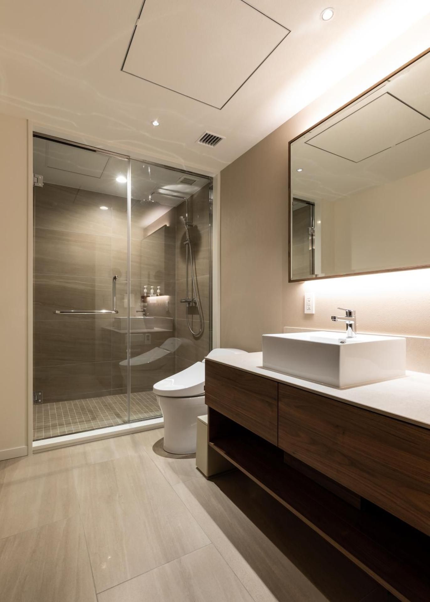 1 Bedroom Suite