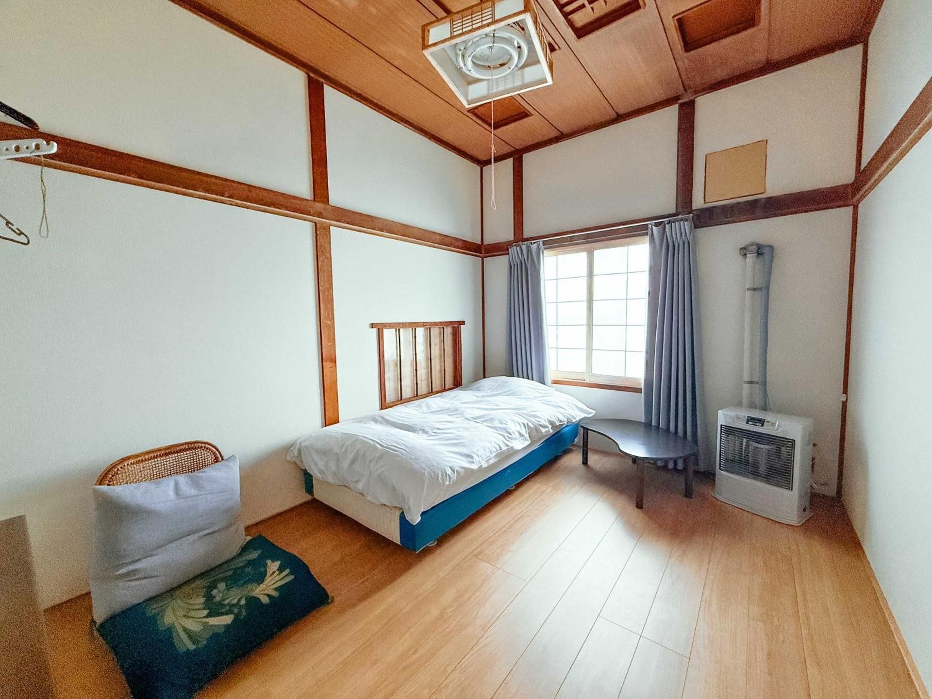 Guesthouse EN Economy Single Room