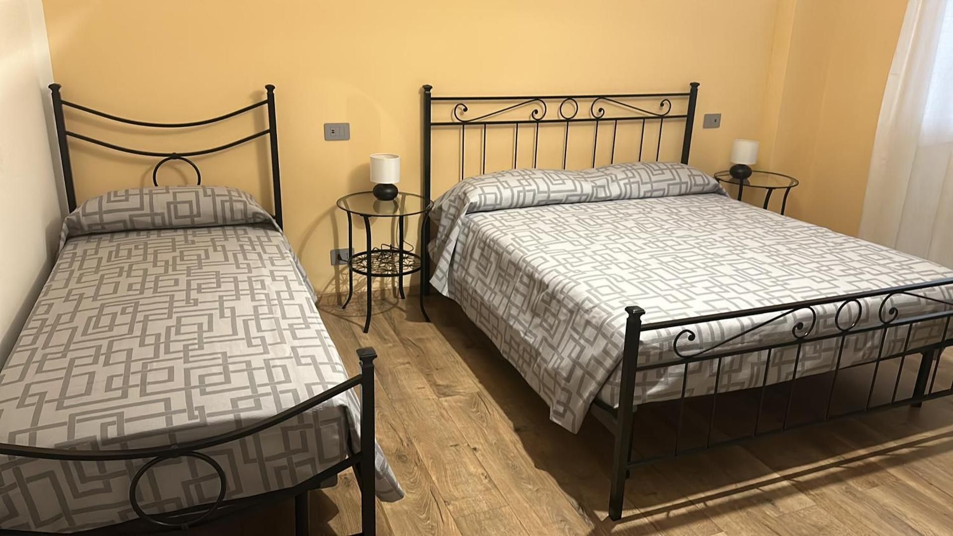 Triple Room with Private Bathroom