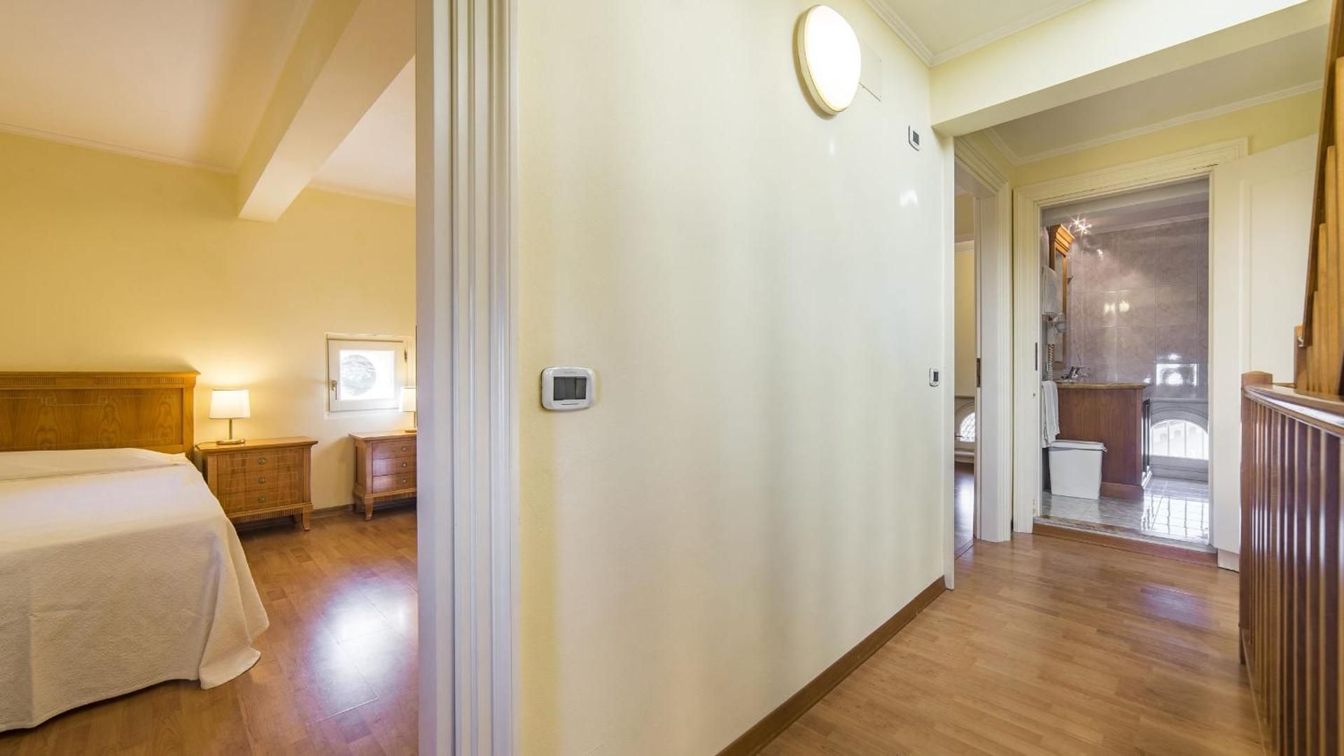 Three-Bedroom Apartment - Split Level
