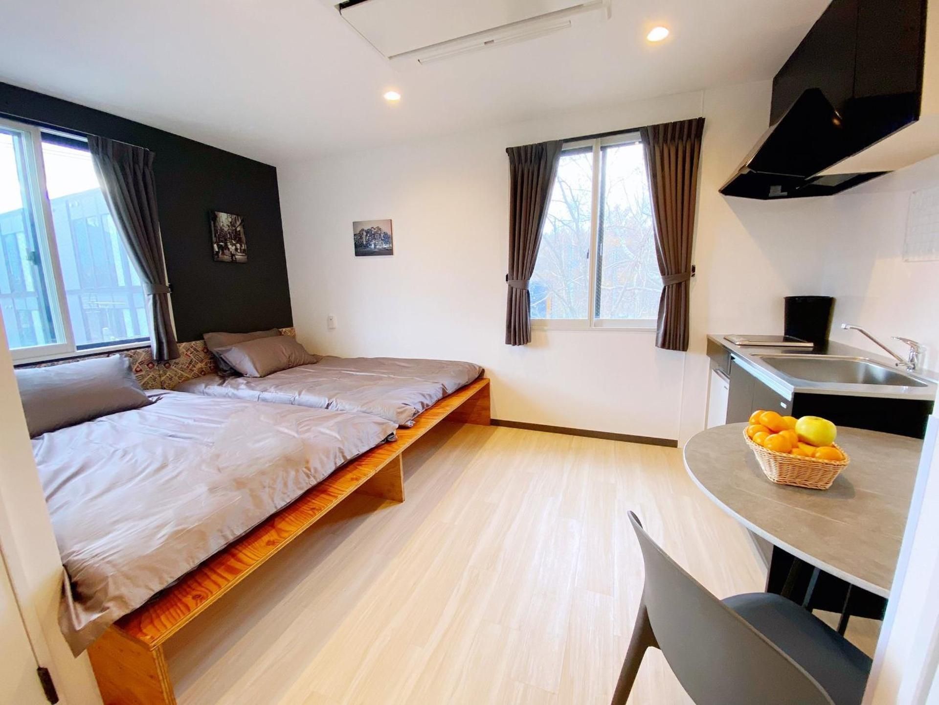 Q FOX GMG HOTEL Twin Room for 4 People