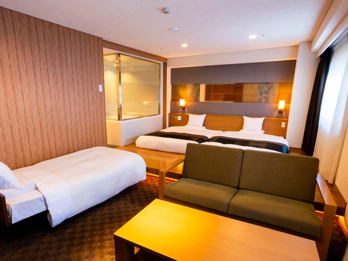 Junior Suite for 3 People