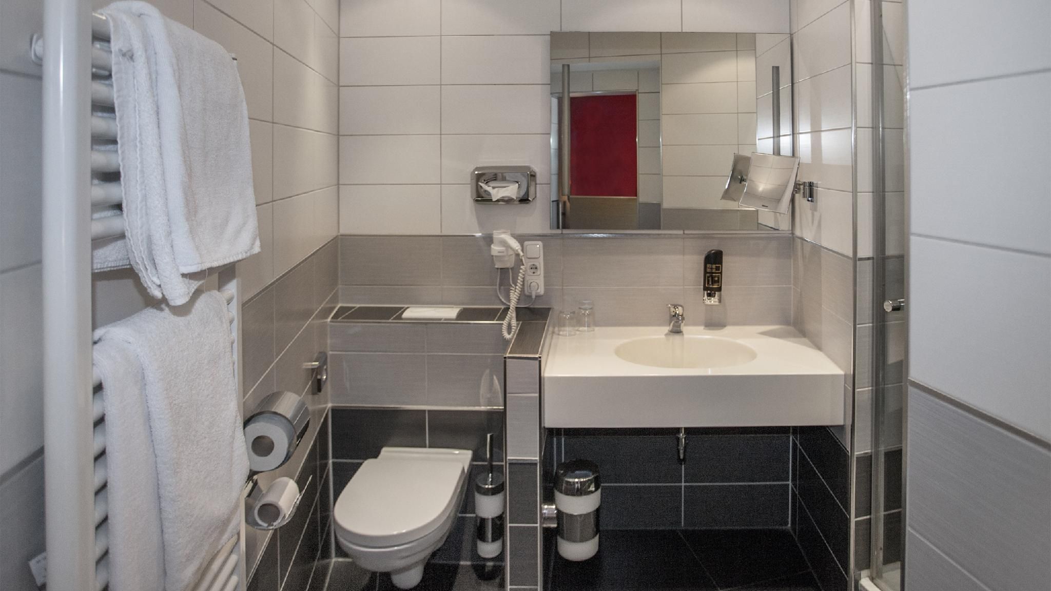 Dreibettzimmer-Klassisch-Eigenes Badezimmer