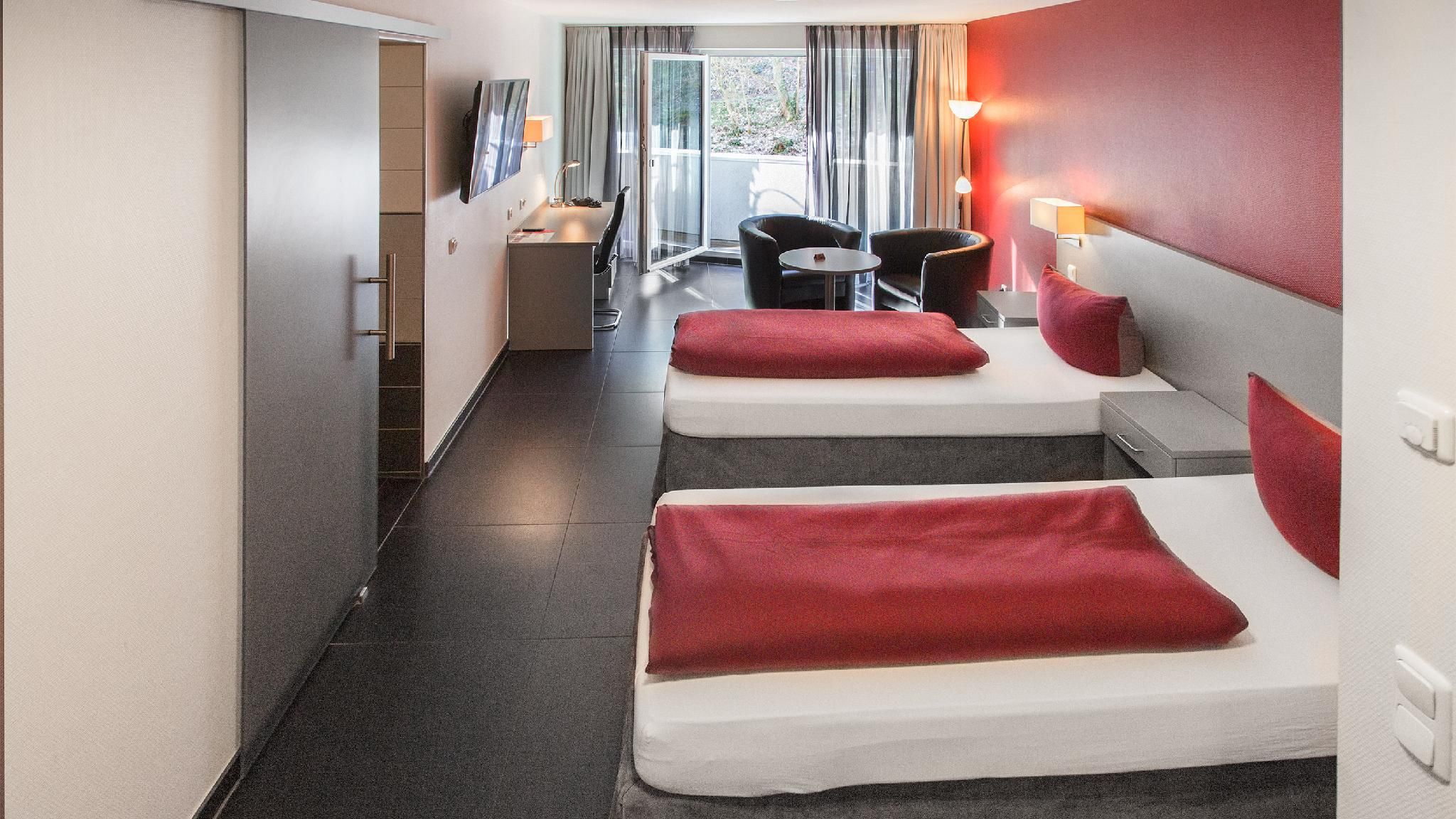 Single room-Standard-Private Bathroom