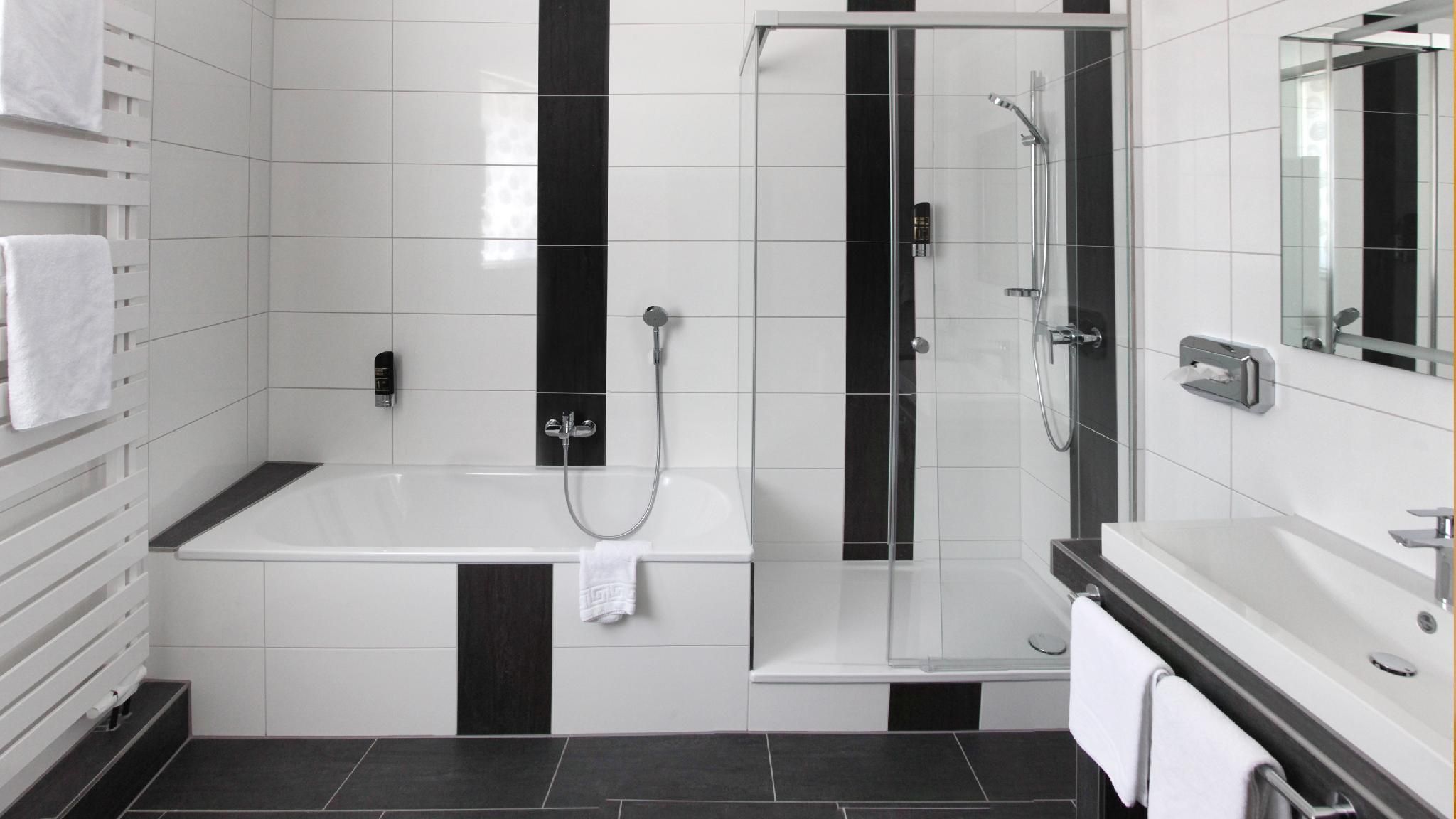 Doppelzimmer-Klassisch-Eigenes Badezimmer