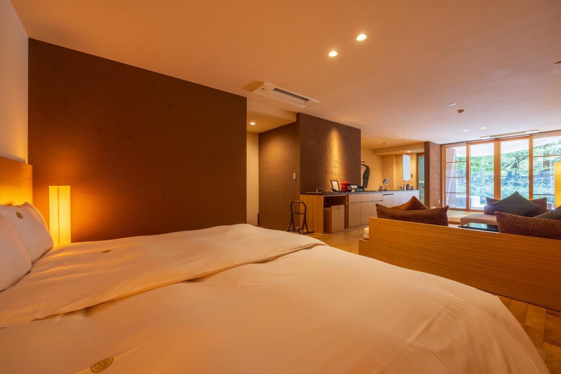 Junior Suite with Open-Air Bath and Tatami "Shizuku"