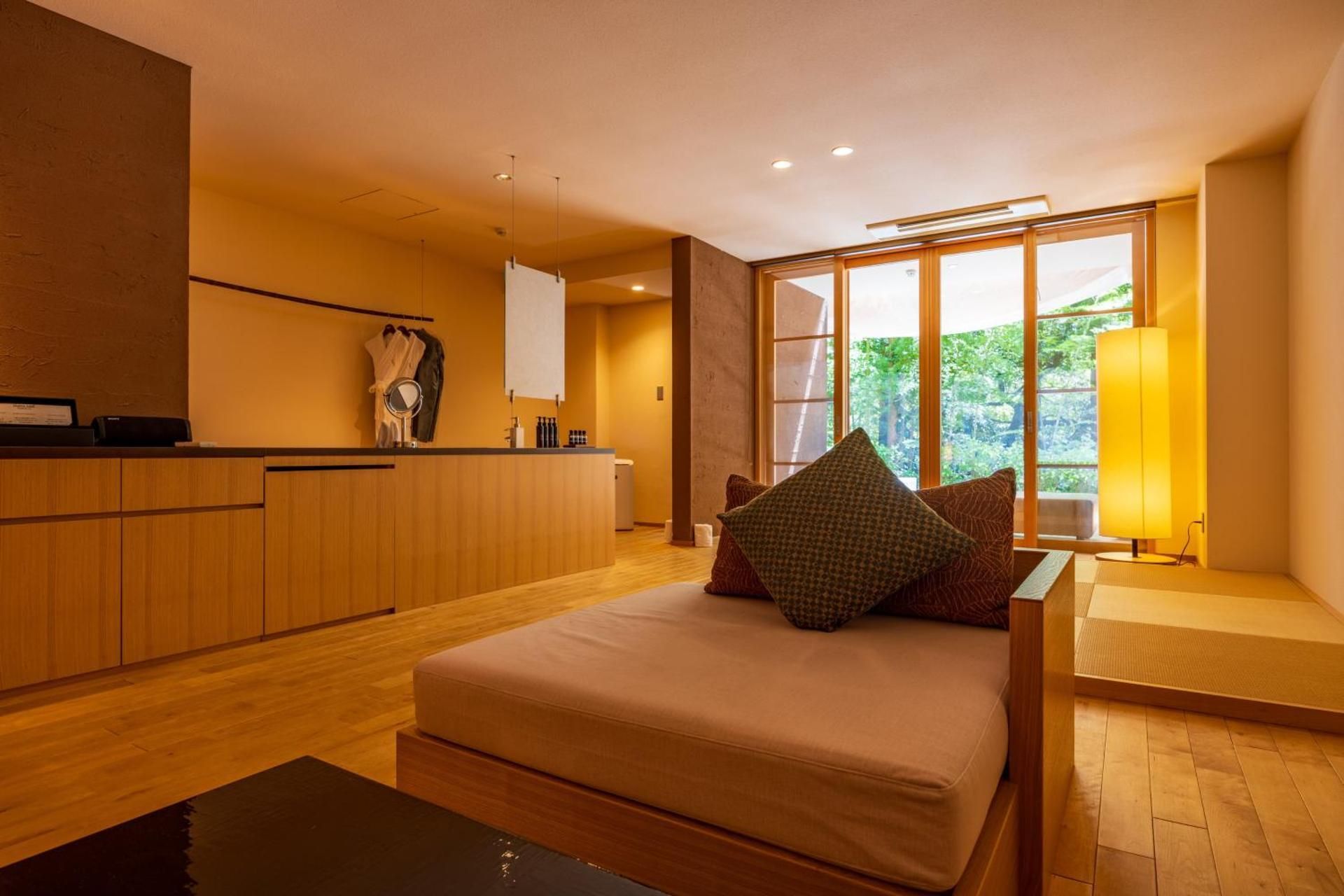 Junior Suite with Open-Air Bath and Tatami "Shizuku"