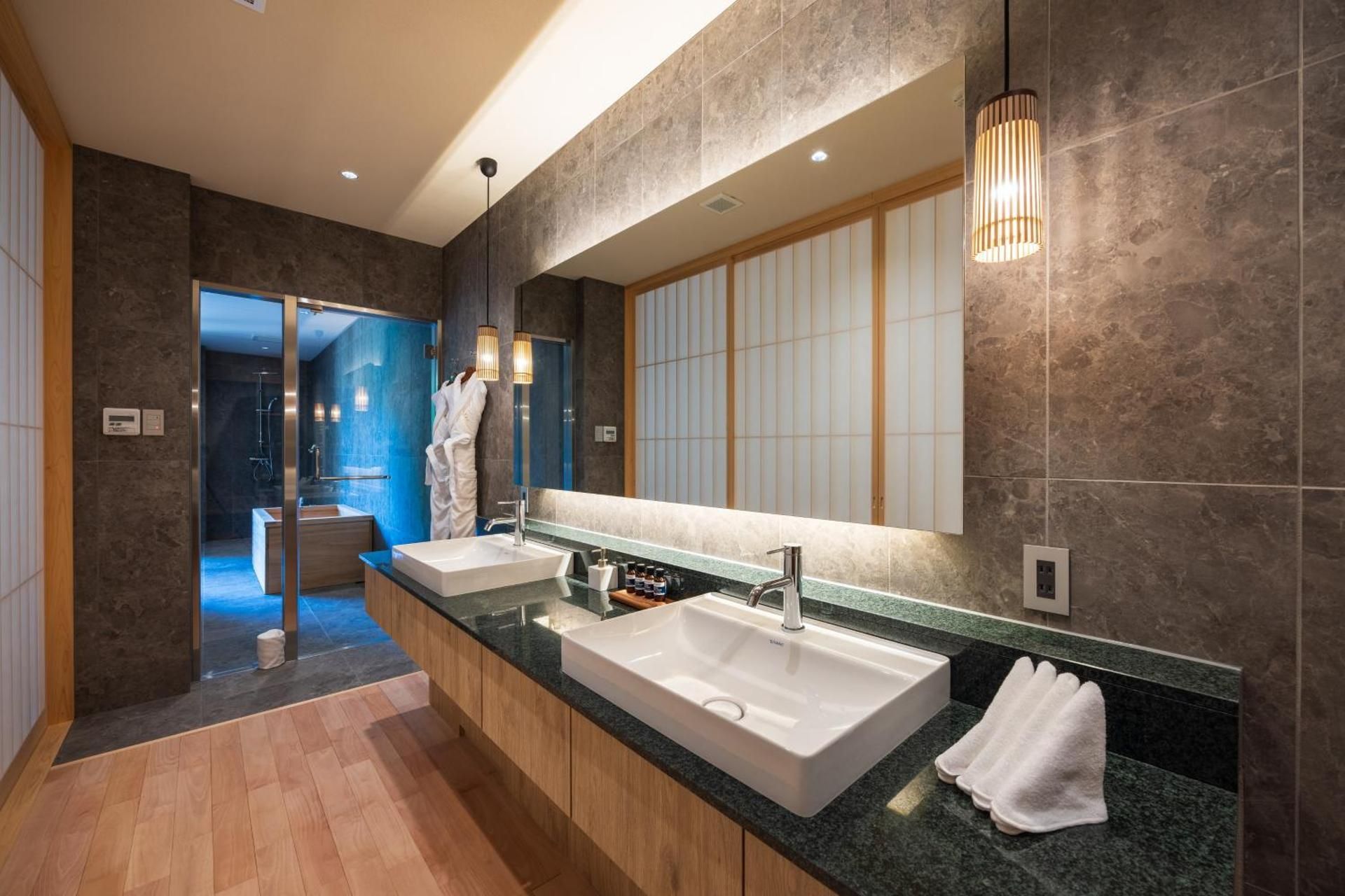 Presidential Suite with Open-Air Bath "Ten"