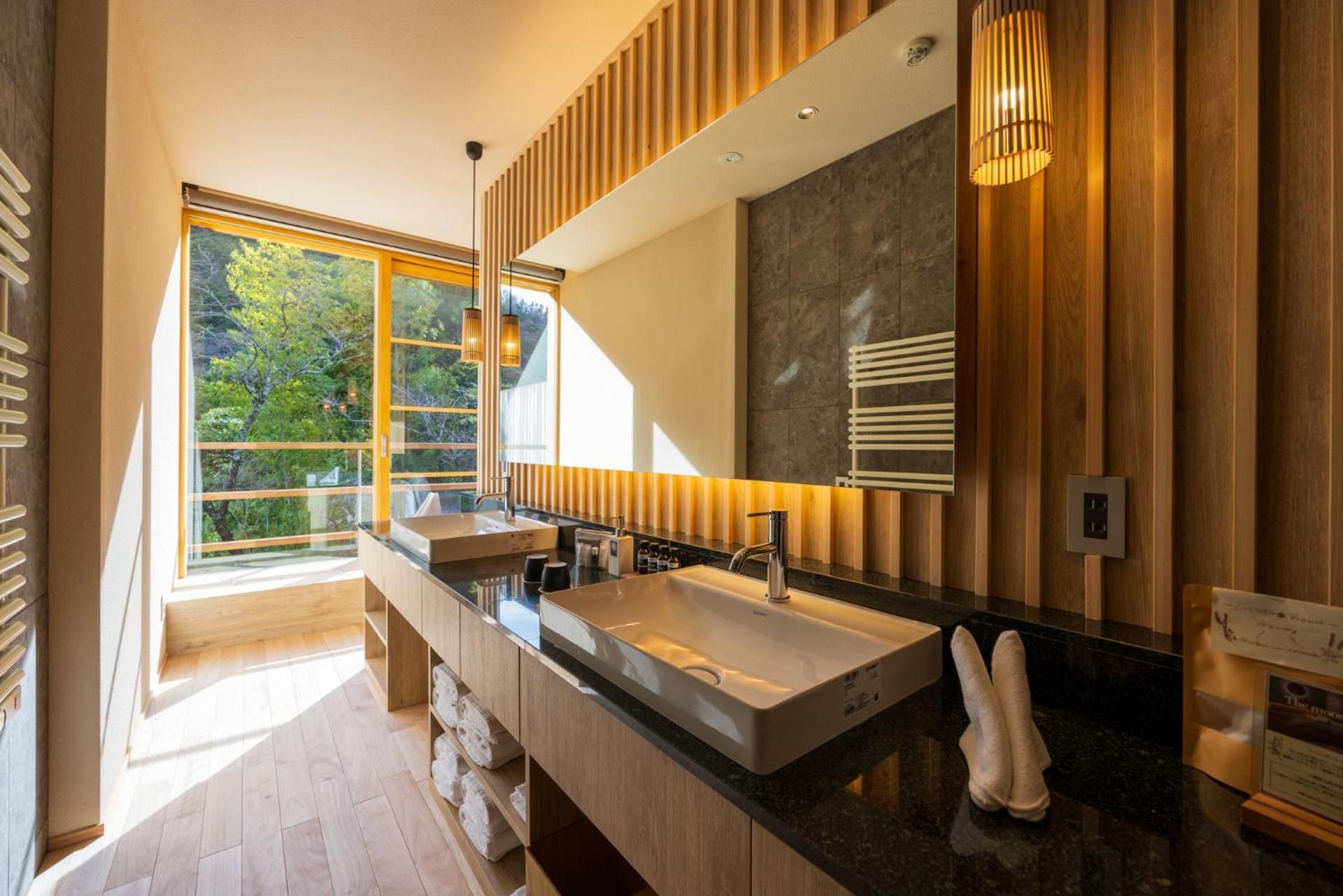 Prestige Suite with Open-Air Bath "Kumo"