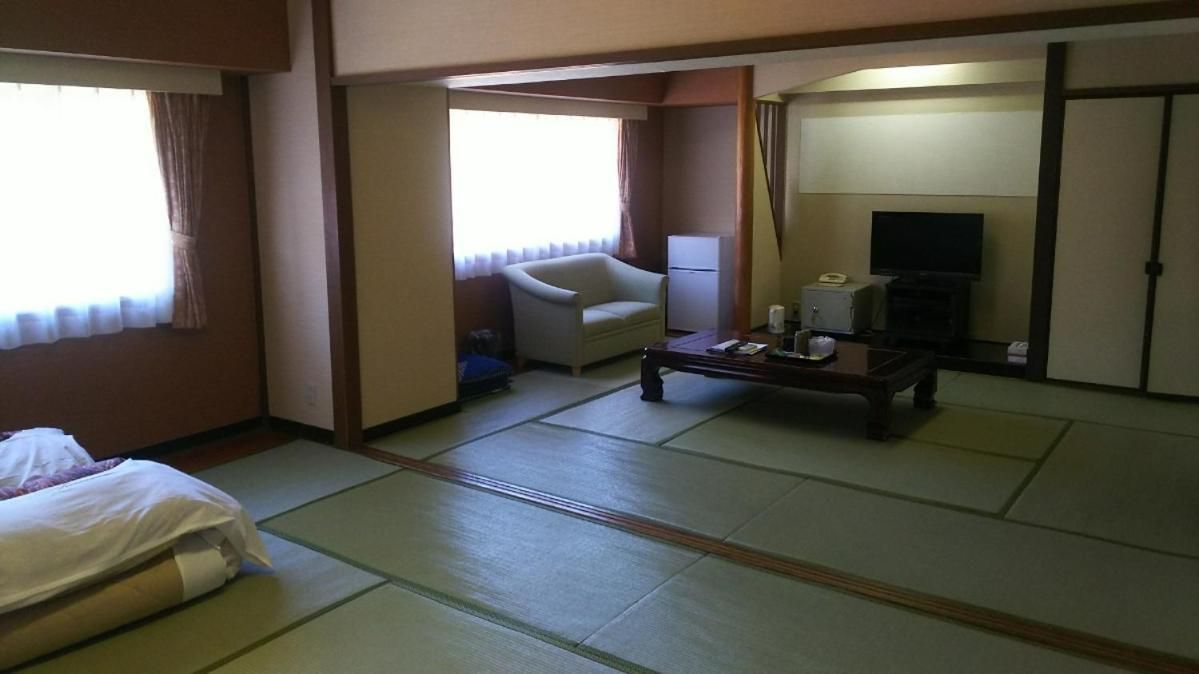 Japanese-Style Family Room - Non-Smoking