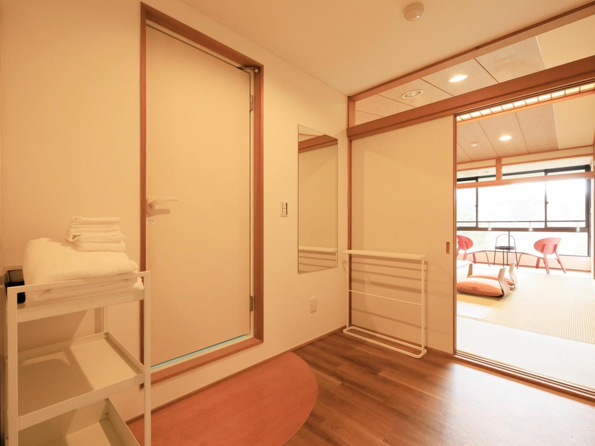 Quadruple Room with Private Bathroom