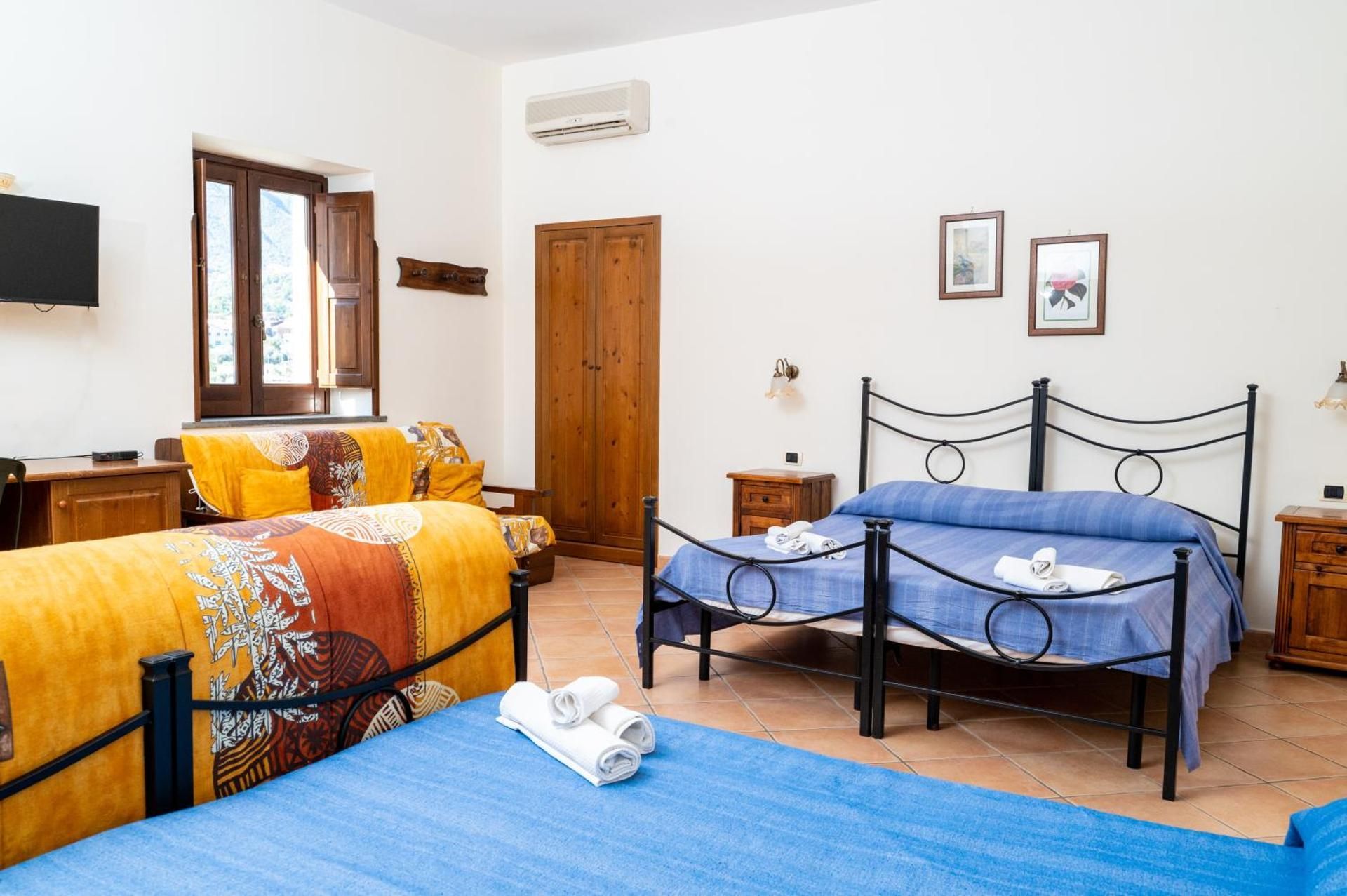 Quadruple Room with Bath