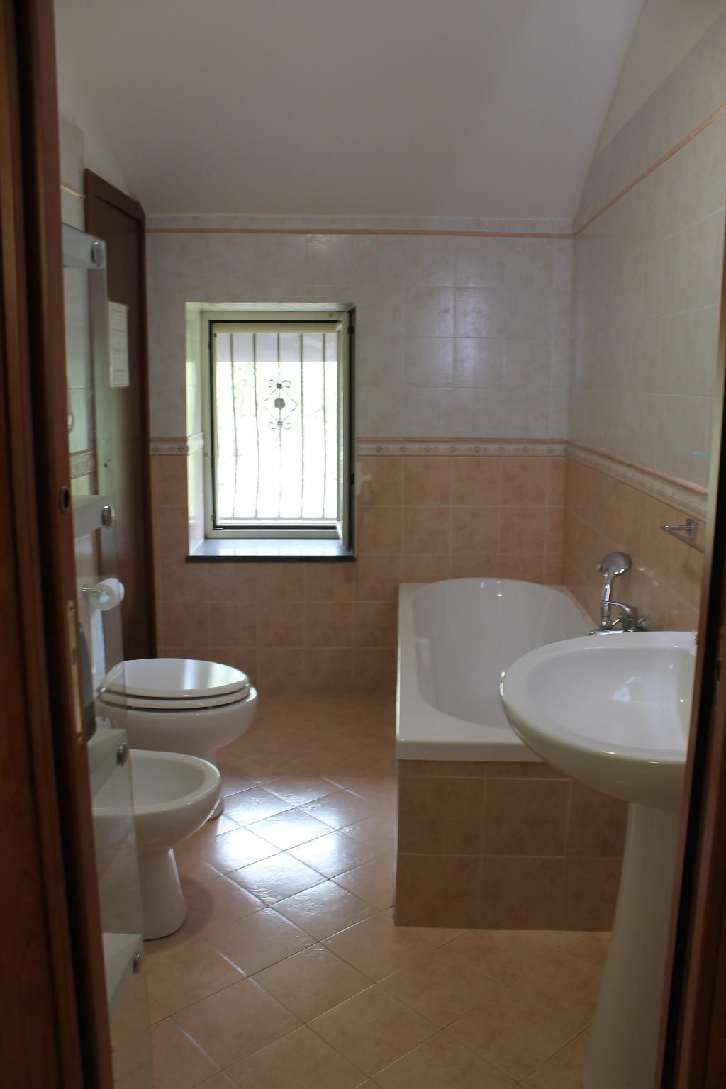 Deluxe Double Room with Sofa Bed - Non-Smoking