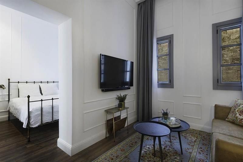 The Classic Suite