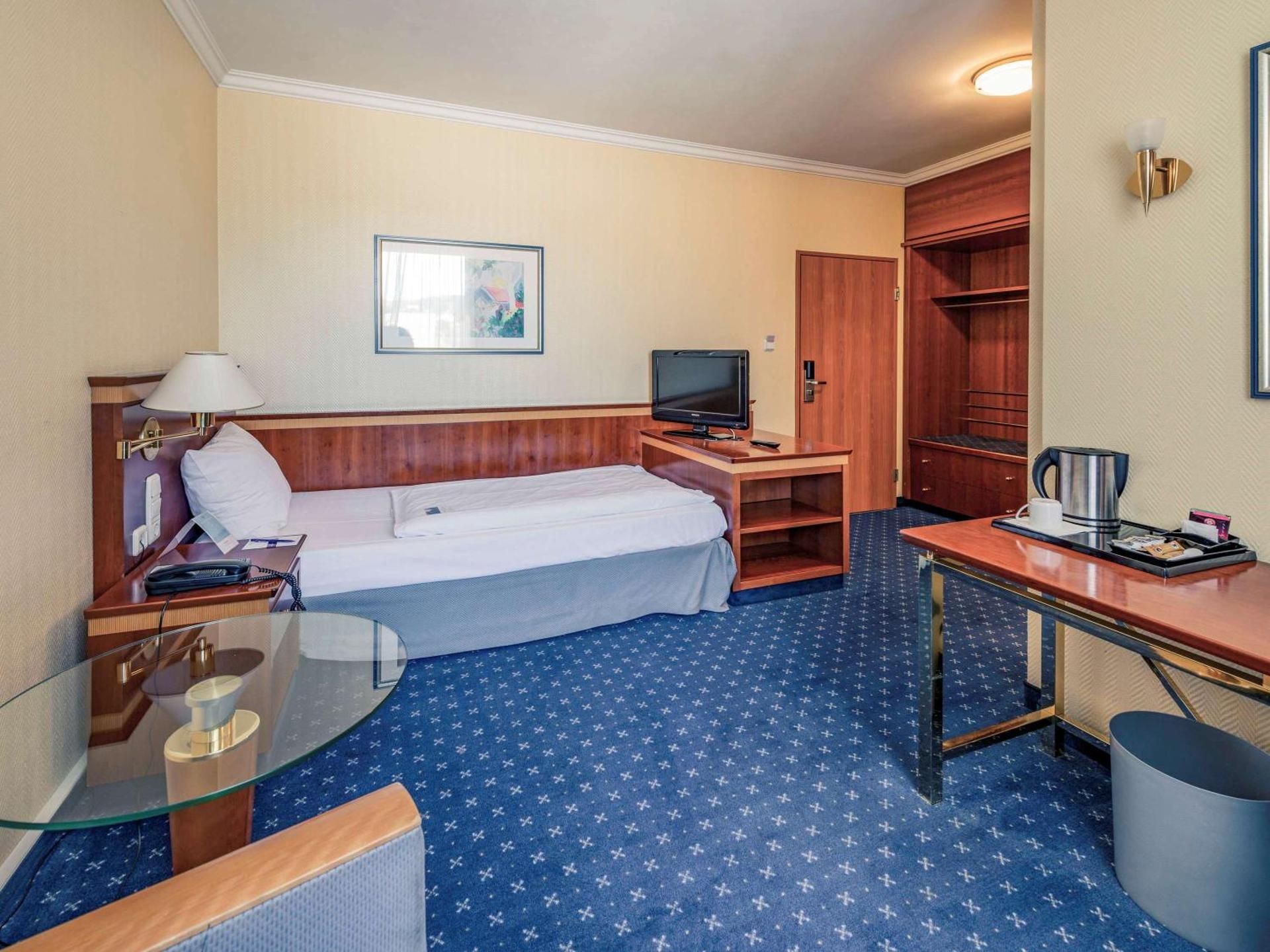 Single Standard Room
