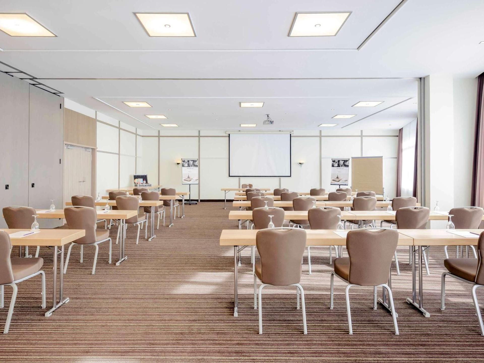 meeting room / ballrooms