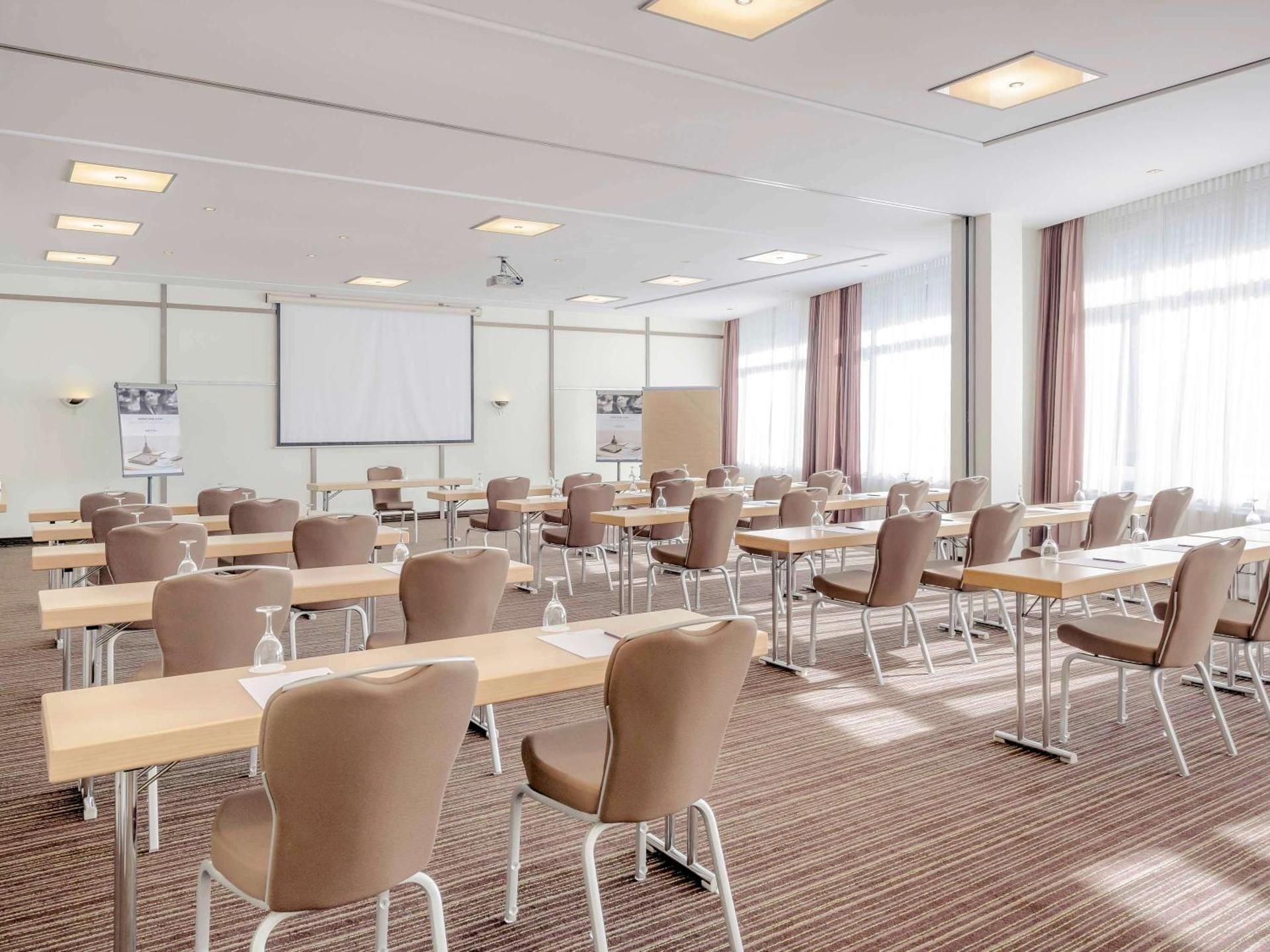 meeting room / ballrooms